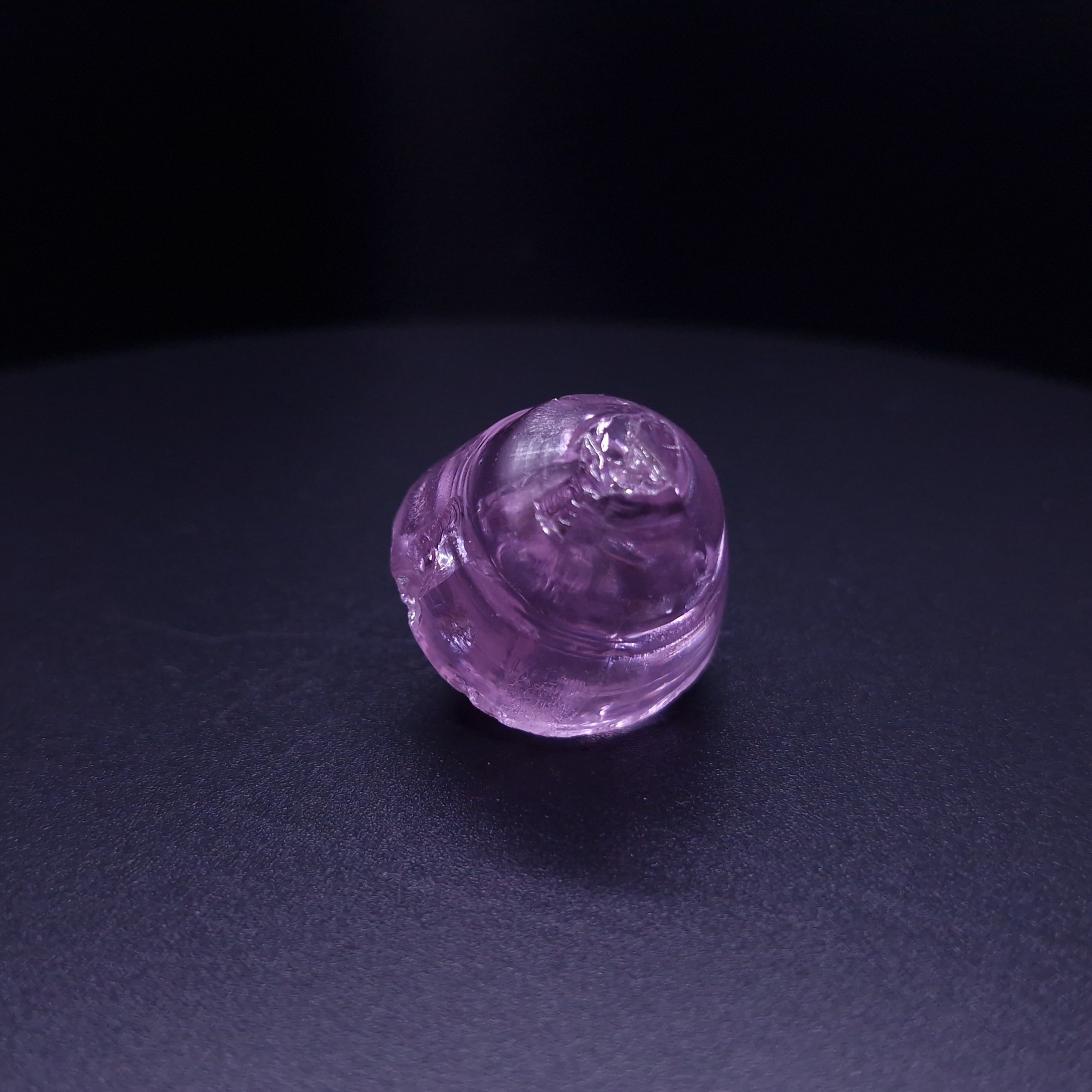 Кристалл граната фиолетовый. YAG garnet иттрий алюминиевый гранат ИАГ