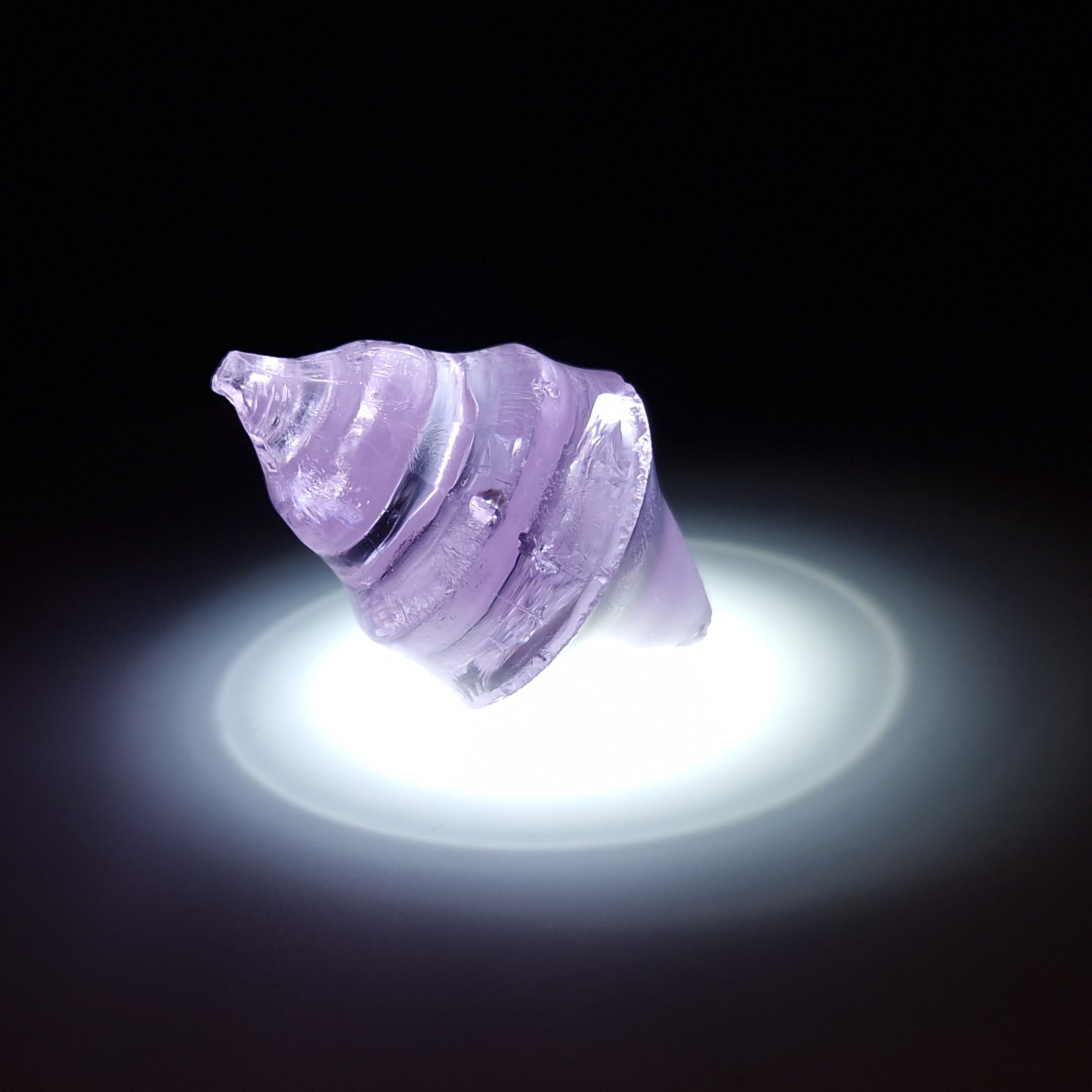 Фиолетовый камень гранат garnet purple. YAG garnet иттрий алюминиевый гранат ИАГ