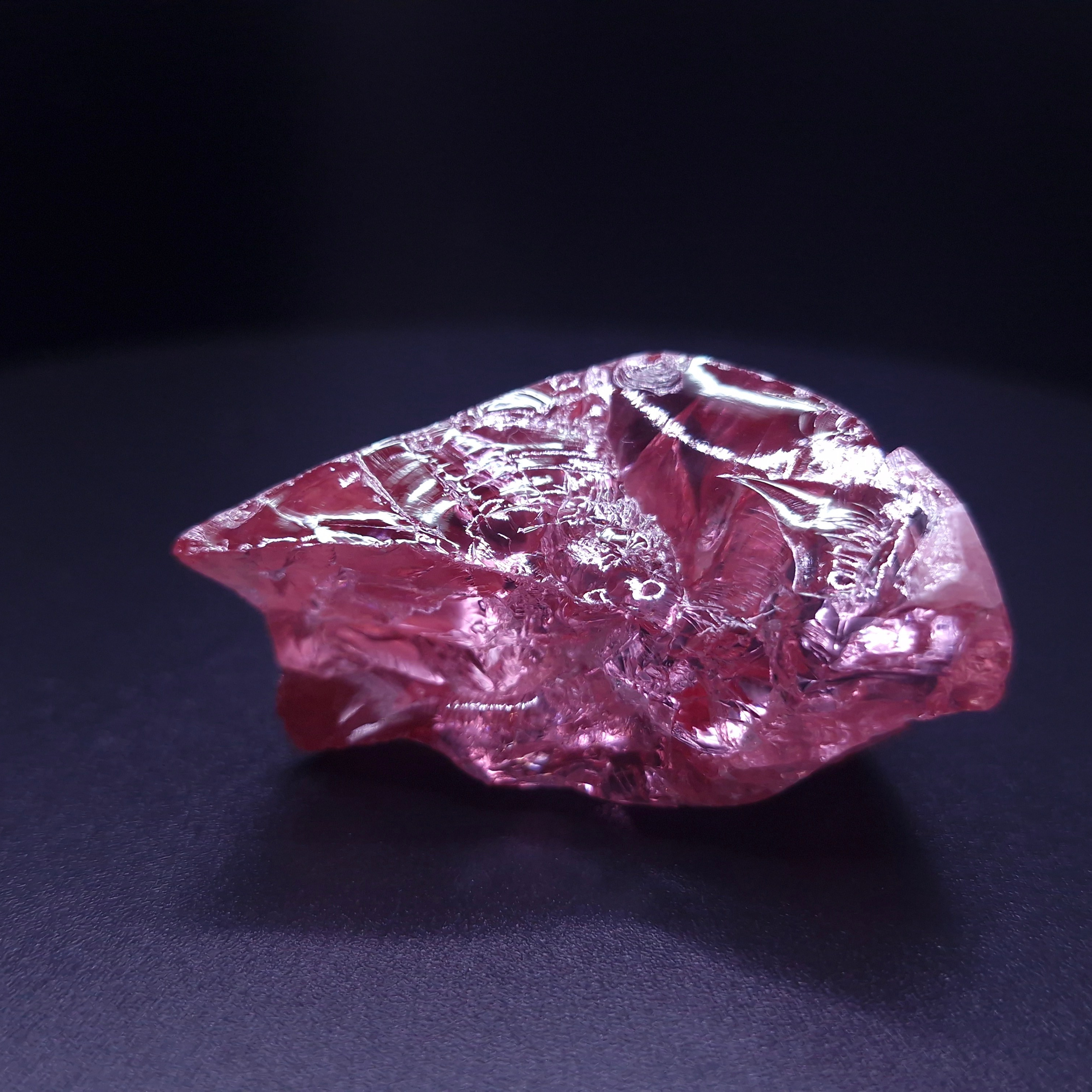 YAG Yttrium Aluminum Garnet красный. YAG garnet иттрий алюминиевый гранат ИАГ