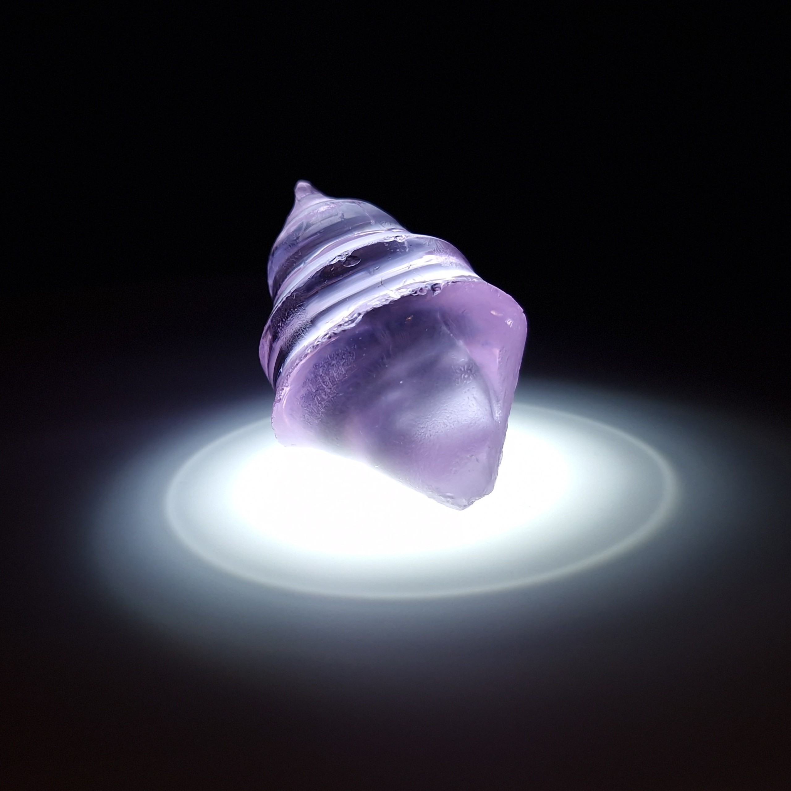 Фиолетовый камень гранат garnet purple. YAG garnet иттрий алюминиевый гранат ИАГ