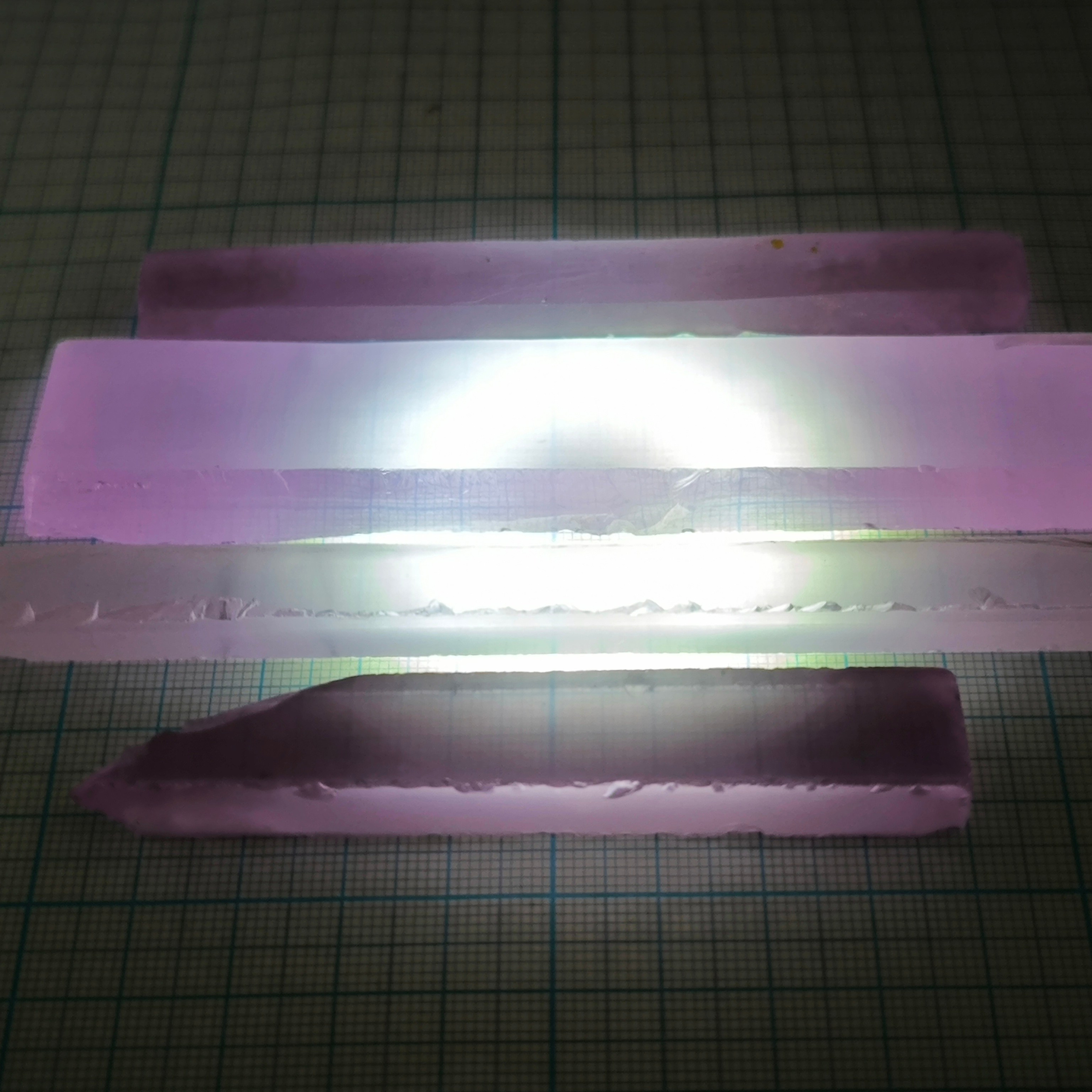 Призмы иттрий алюминиевый ИАГ гранат. YAG garnet иттрий алюминиевый гранат ИАГ