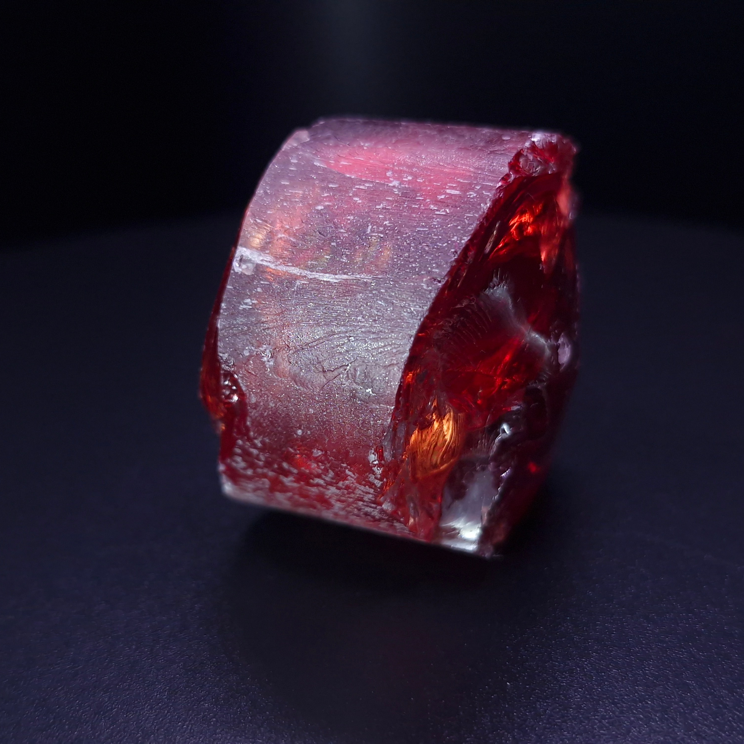 Алюмо иттриевый гранат red yag. YAG garnet иттрий алюминиевый гранат ИАГ