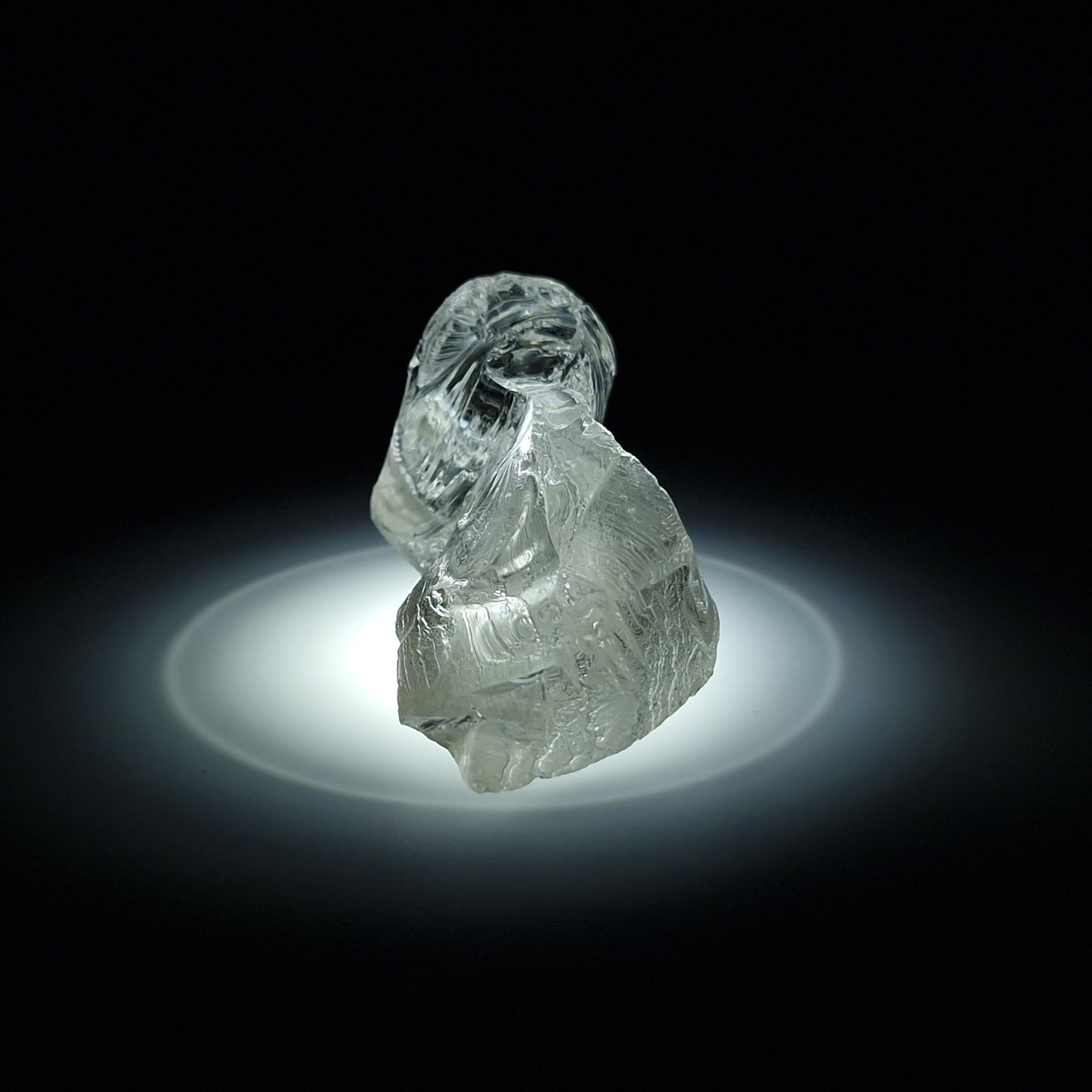 YAG белый гранат 32.59 гр. YAG garnet иттрий алюминиевый гранат ИАГ