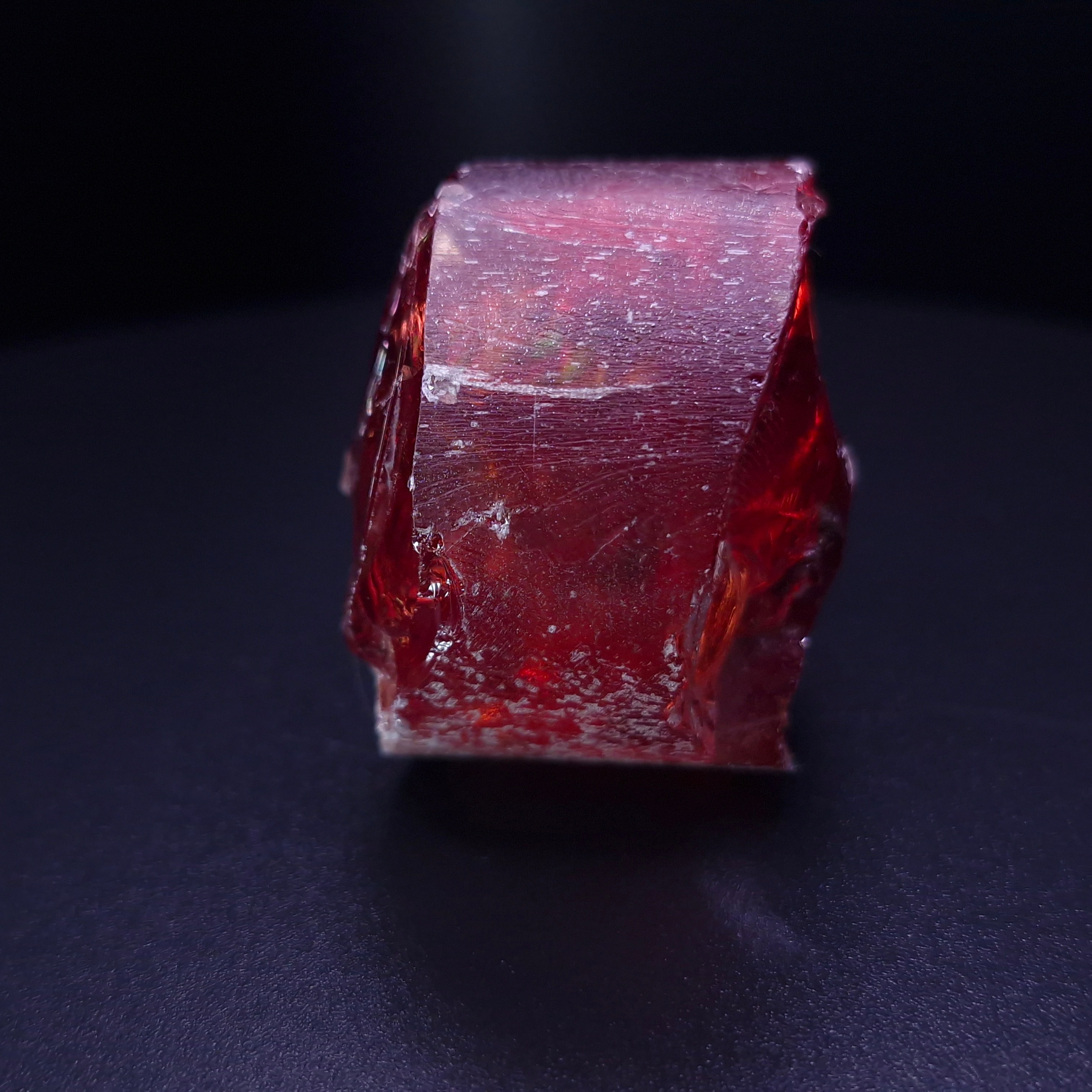 Алюмо иттриевый гранат red yag. YAG garnet иттрий алюминиевый гранат ИАГ