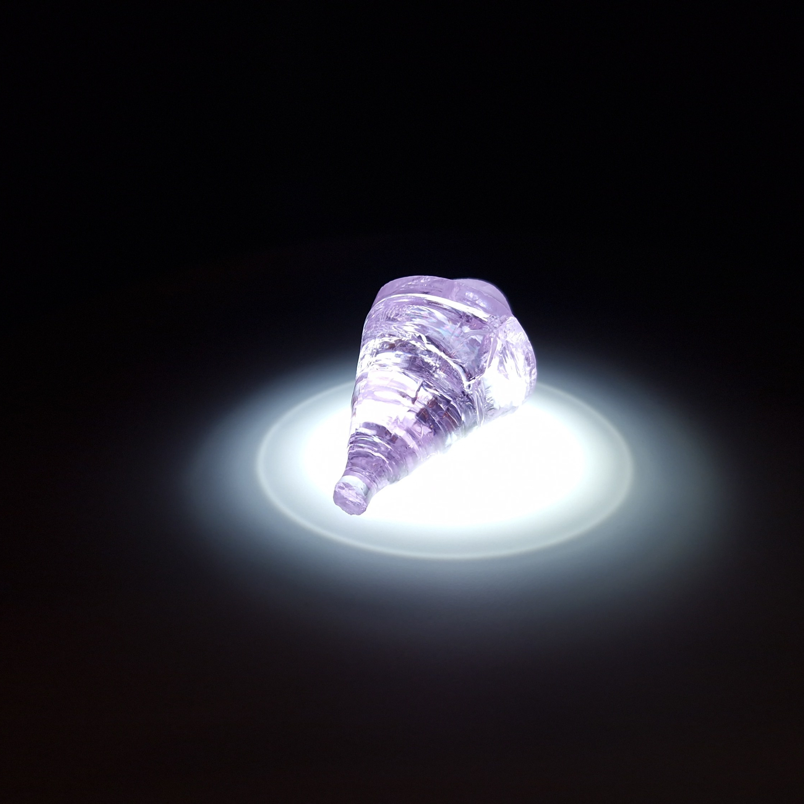 YAG гранат фиолетовый. YAG garnet иттрий алюминиевый гранат ИАГ