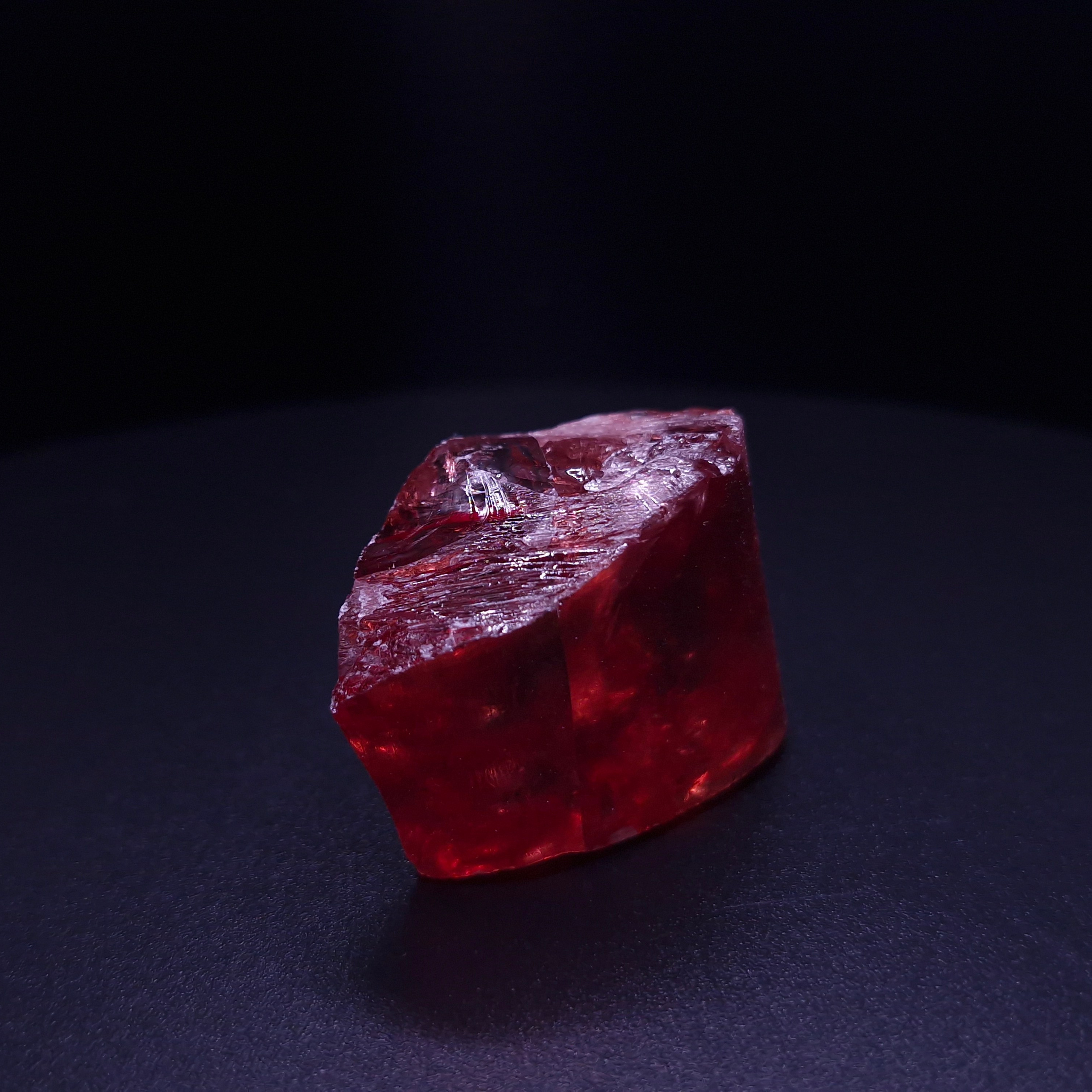 Алюмо-иттриевый гранат. YAG garnet иттрий алюминиевый гранат ИАГ