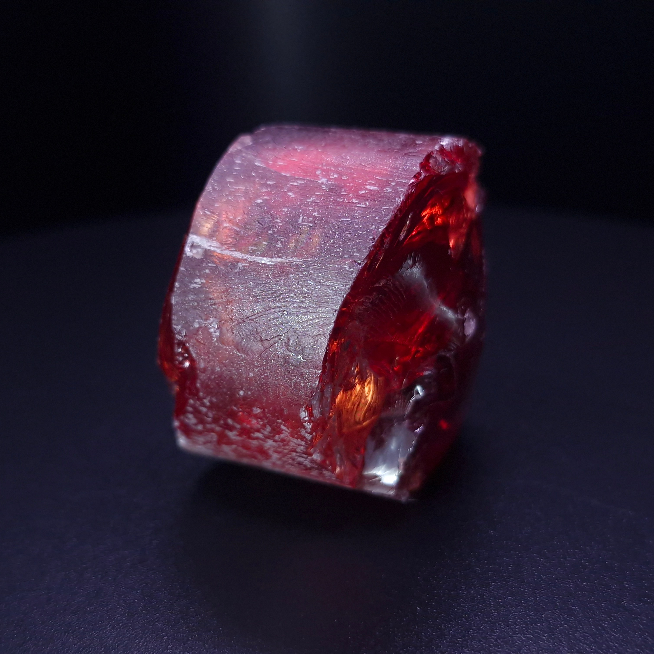 Алюмо иттриевый гранат red yag. YAG garnet иттрий алюминиевый гранат ИАГ