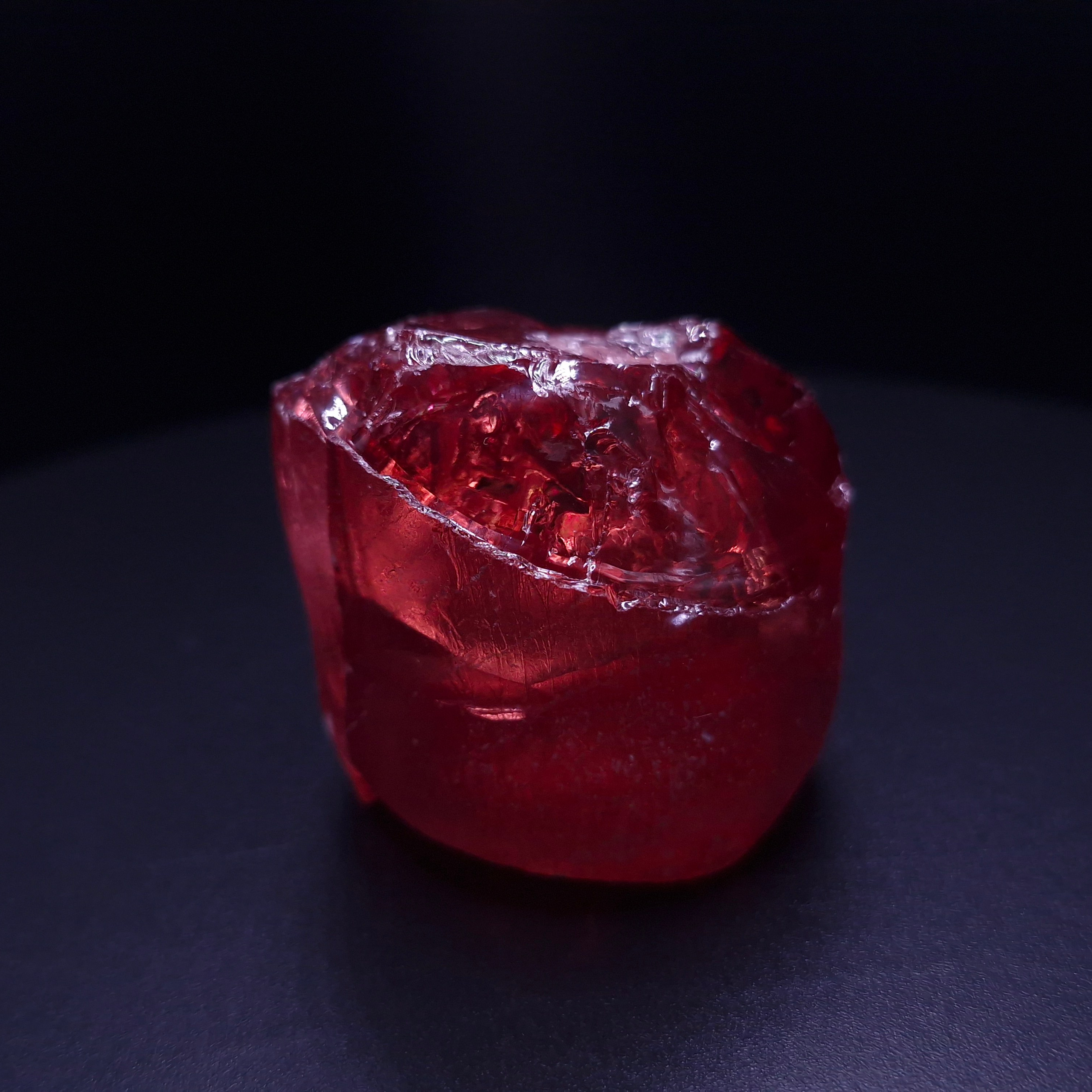 АИГ YAG красный. YAG garnet иттрий алюминиевый гранат ИАГ