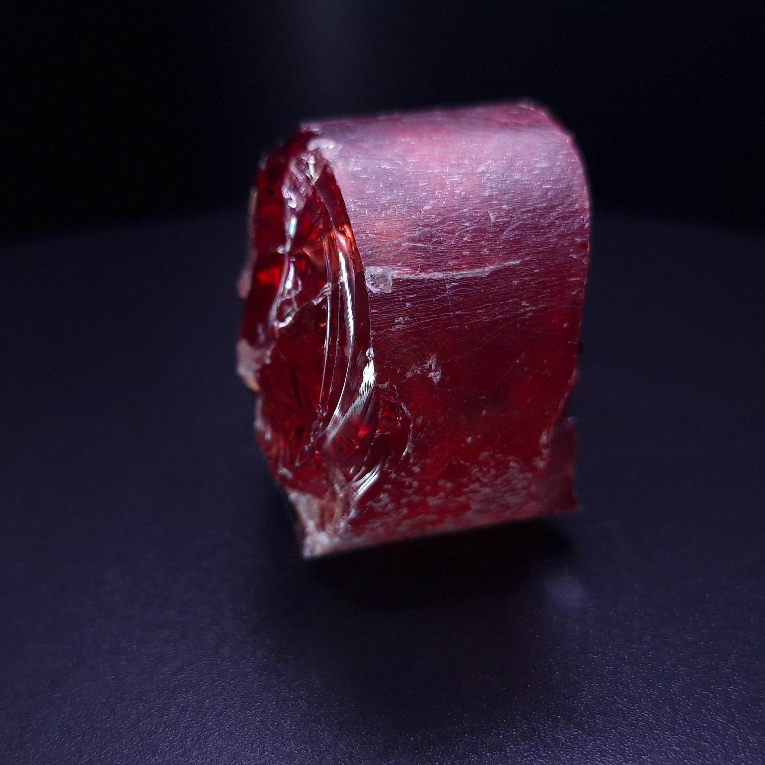 Алюмо иттриевый гранат red yag. YAG garnet иттрий алюминиевый гранат ИАГ