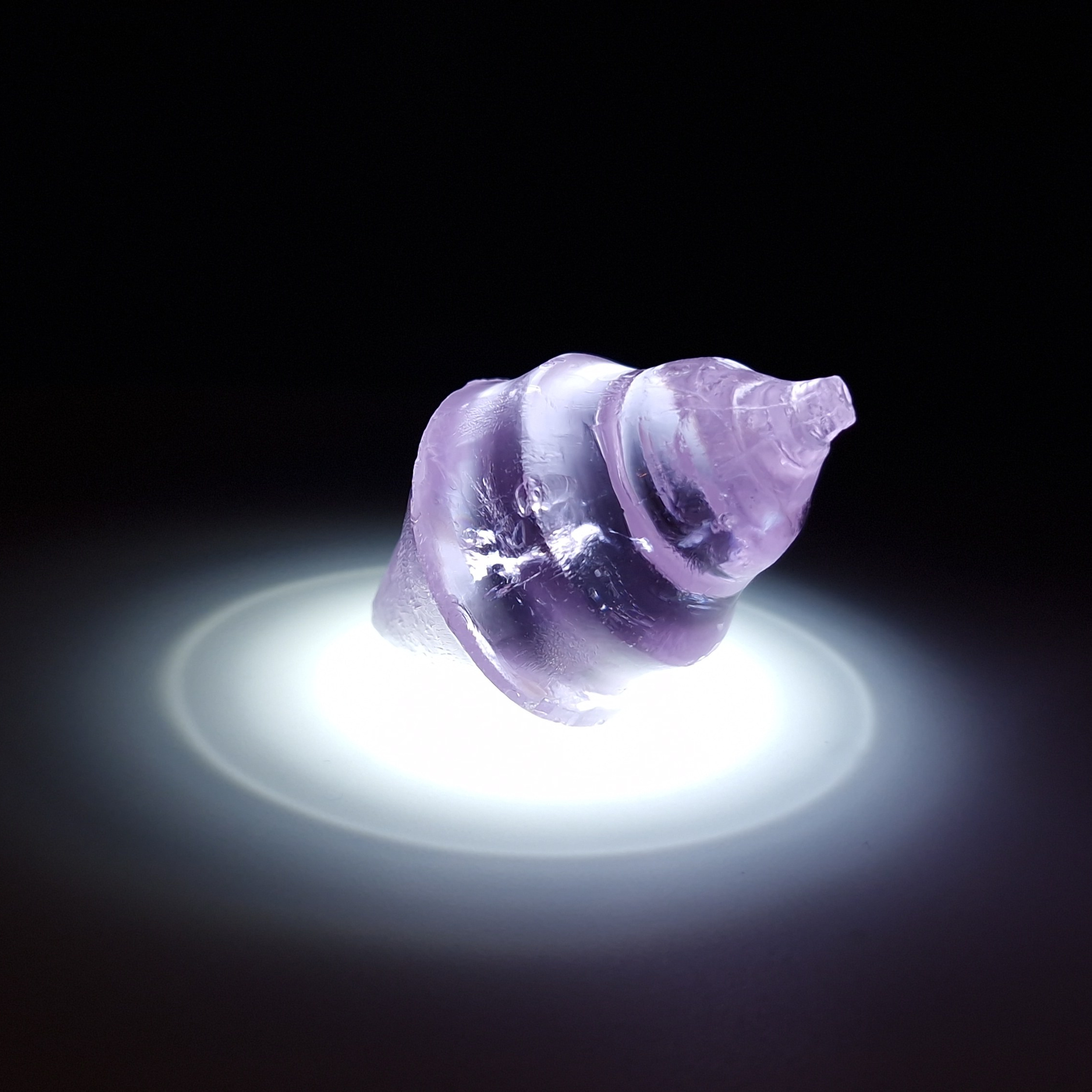 Фиолетовый камень гранат garnet purple. YAG garnet иттрий алюминиевый гранат ИАГ