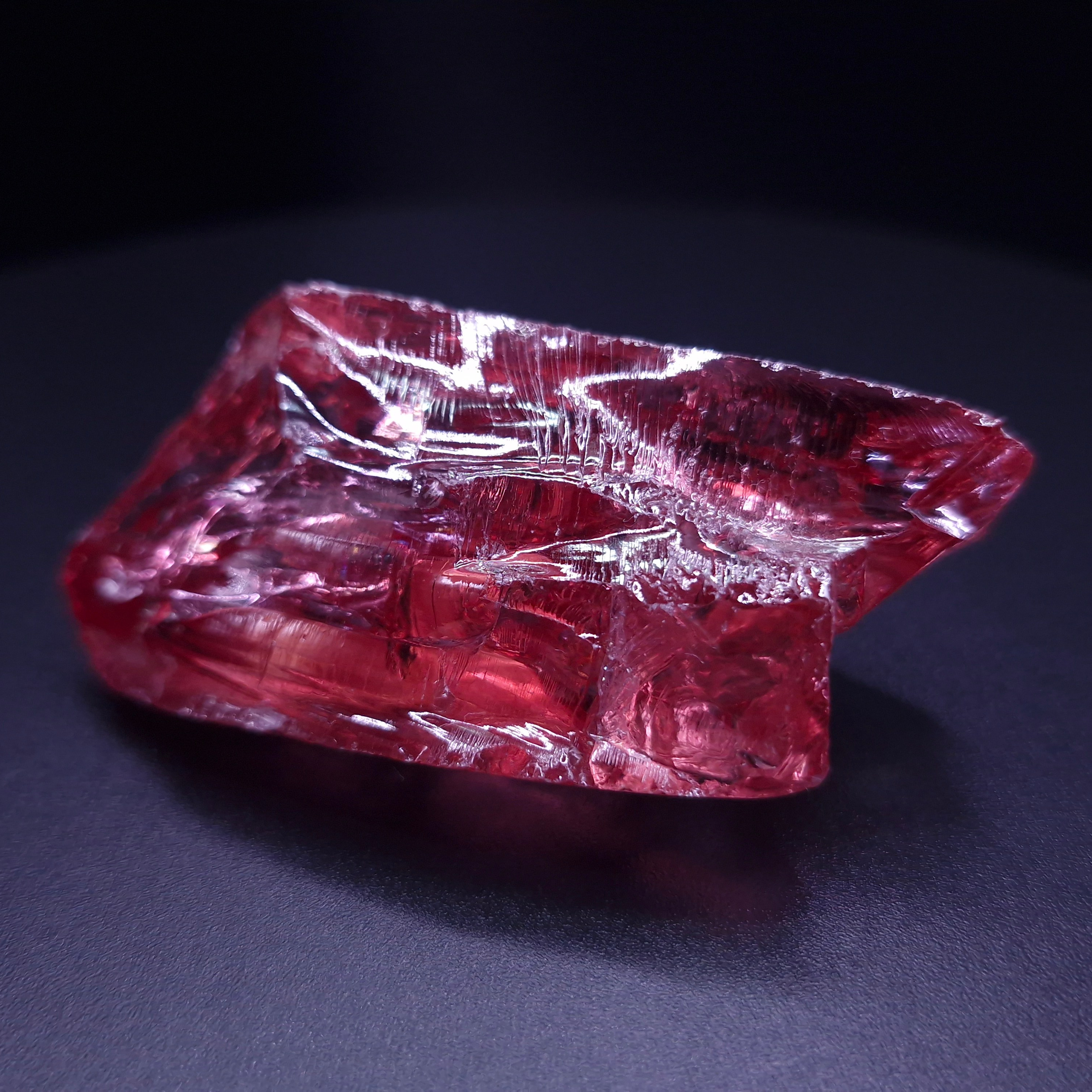 Иттрий алюминиевый гранат. YAG garnet иттрий алюминиевый гранат ИАГ