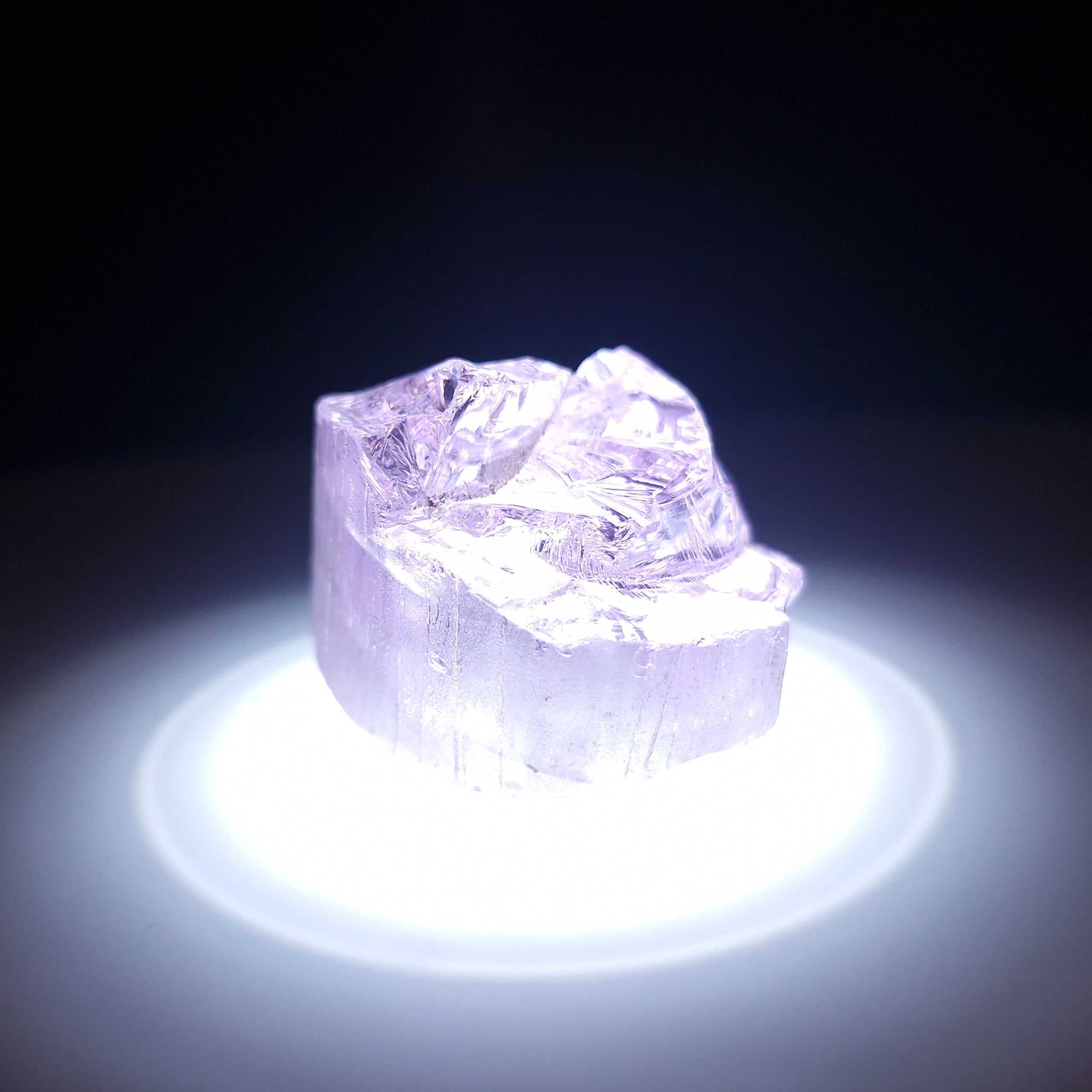 Синтетический YAG гранат garnet 35.78 гр. YAG garnet иттрий алюминиевый гранат ИАГ