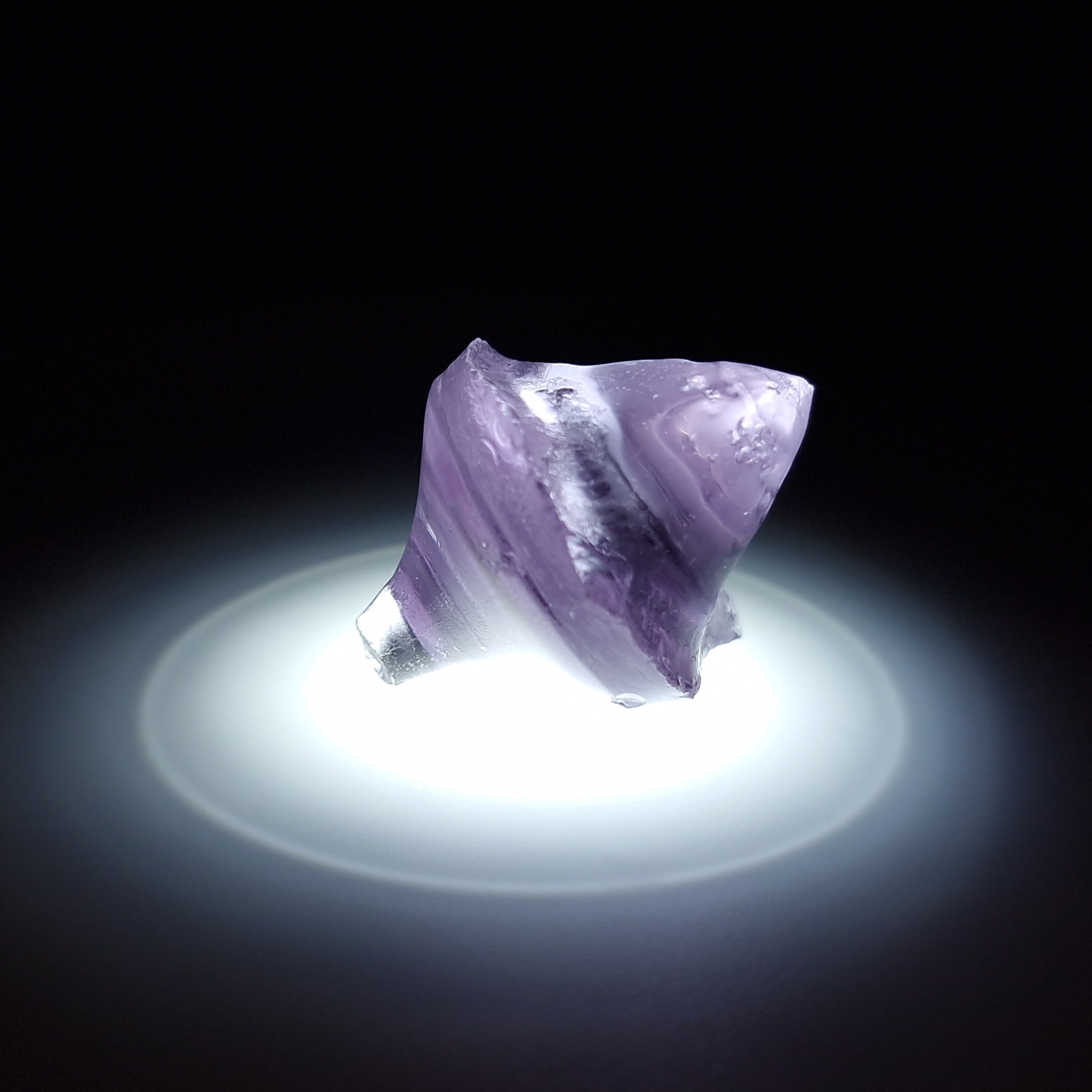 Кристалл граната garnet. YAG garnet иттрий алюминиевый гранат ИАГ