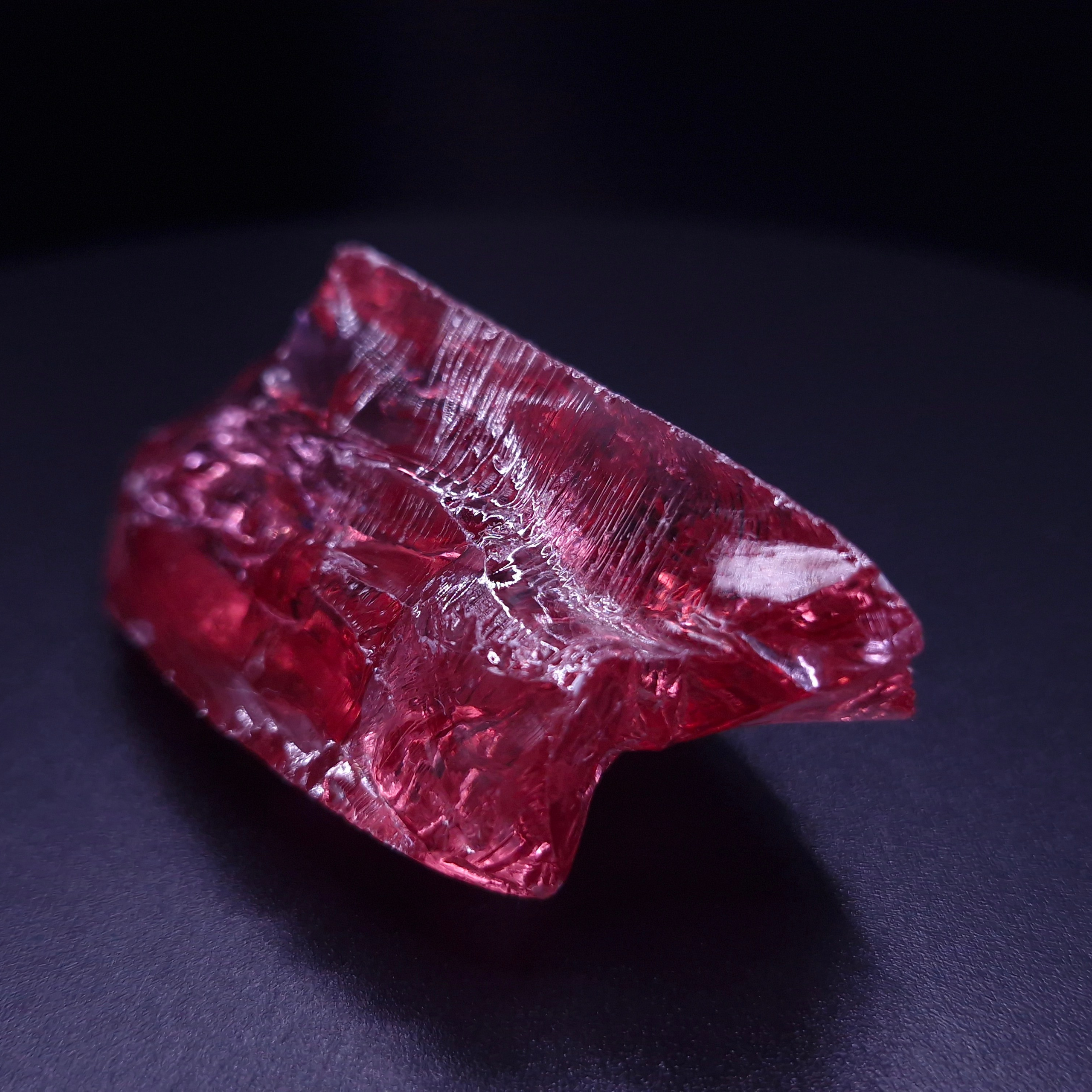 Иттрий алюминиевый гранат. YAG garnet иттрий алюминиевый гранат ИАГ