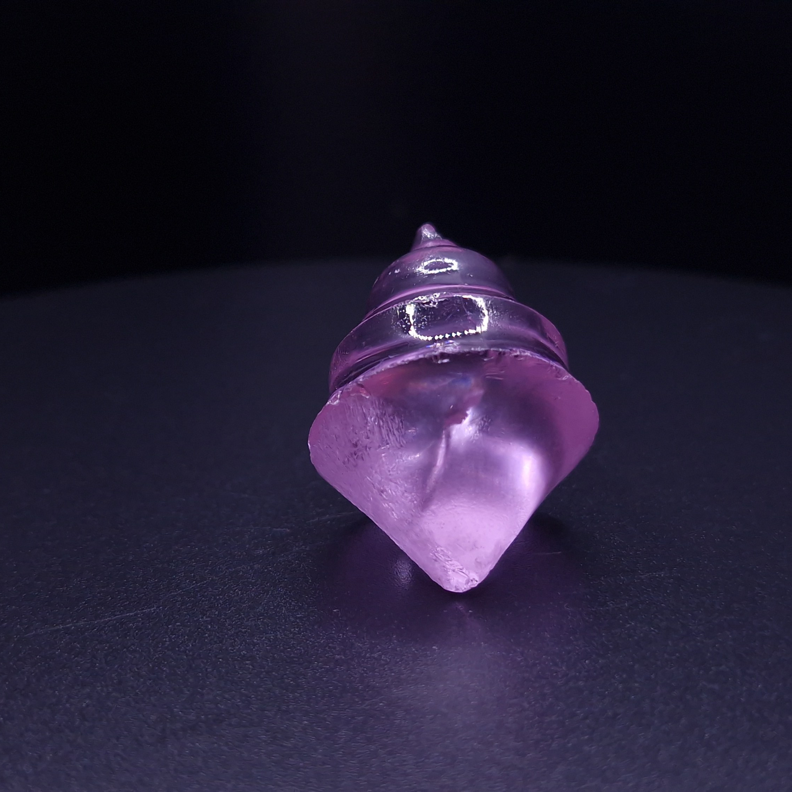 Фиолетовый камень гранат garnet purple. YAG garnet иттрий алюминиевый гранат ИАГ