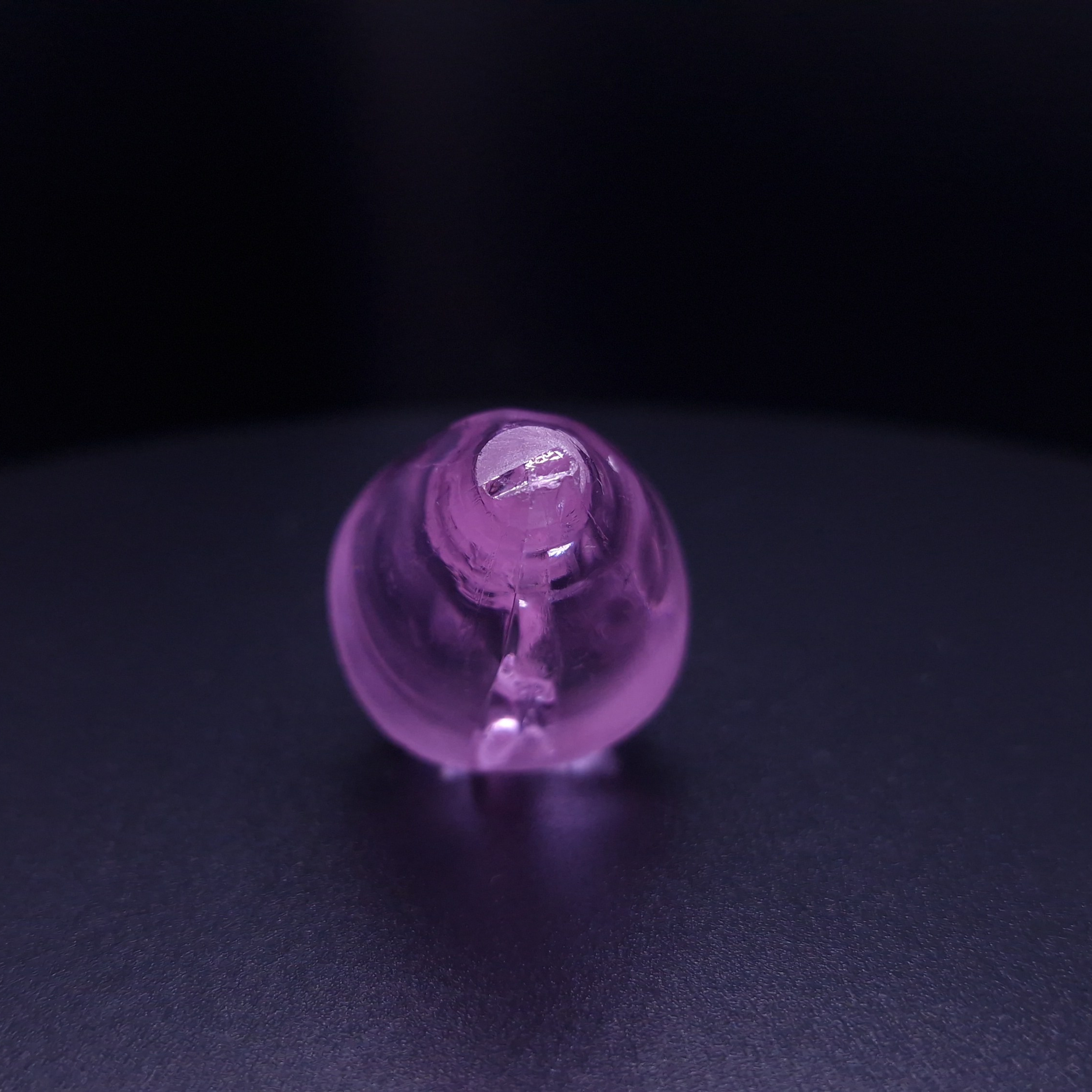 Редкий камень гранат. YAG garnet иттрий алюминиевый гранат ИАГ