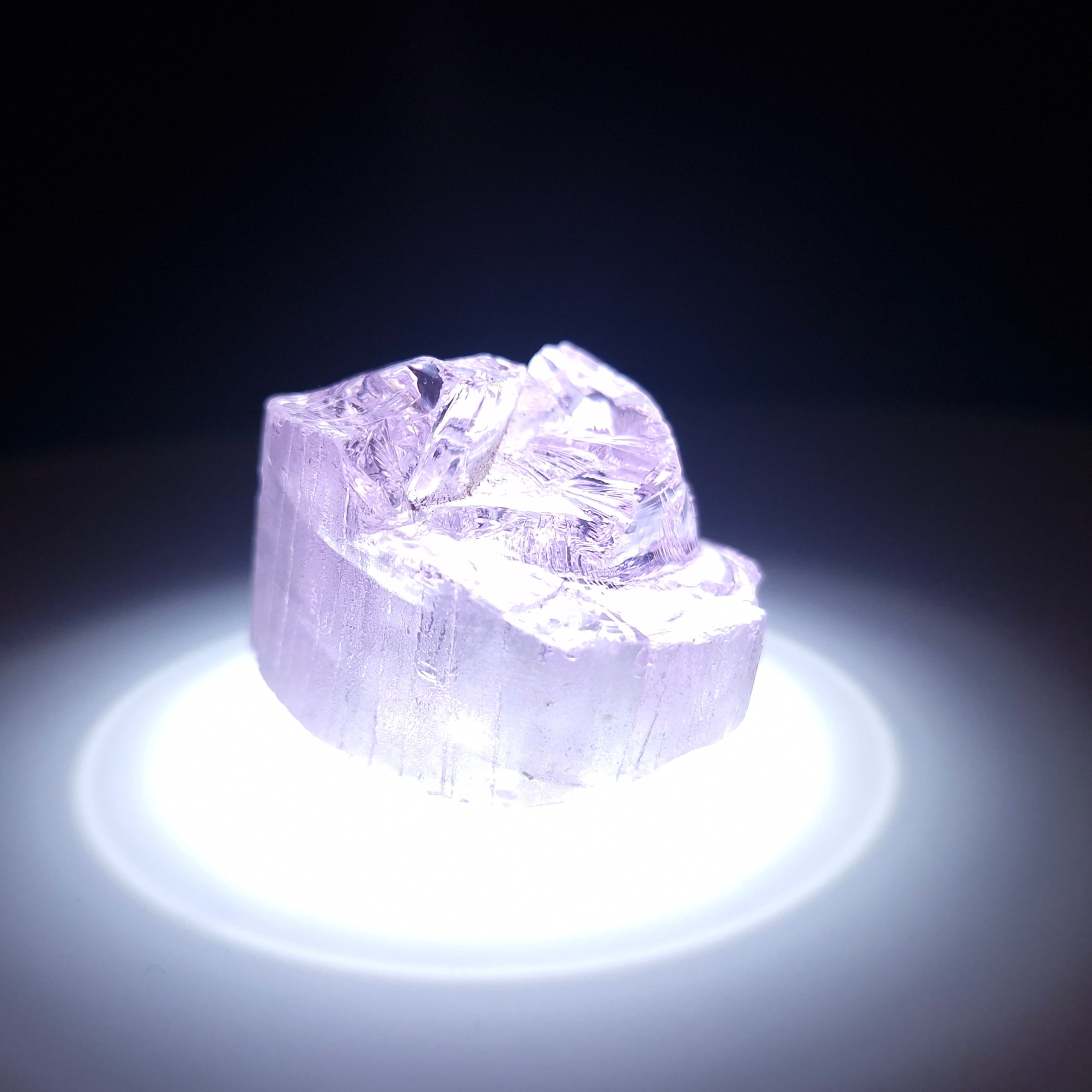 Синтетический YAG гранат garnet 35.78 гр. YAG garnet иттрий алюминиевый гранат ИАГ