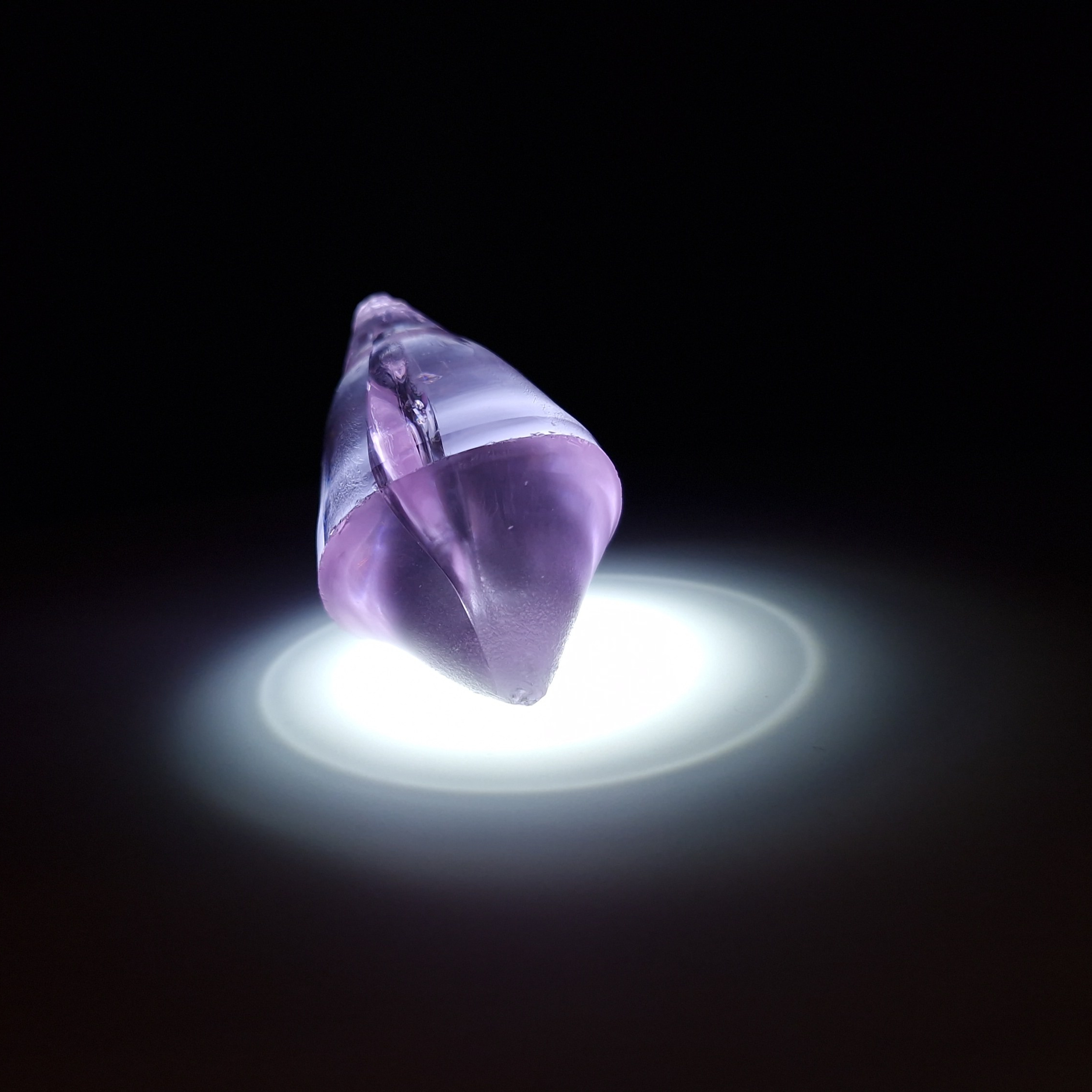 Редкий камень гранат. YAG garnet иттрий алюминиевый гранат ИАГ