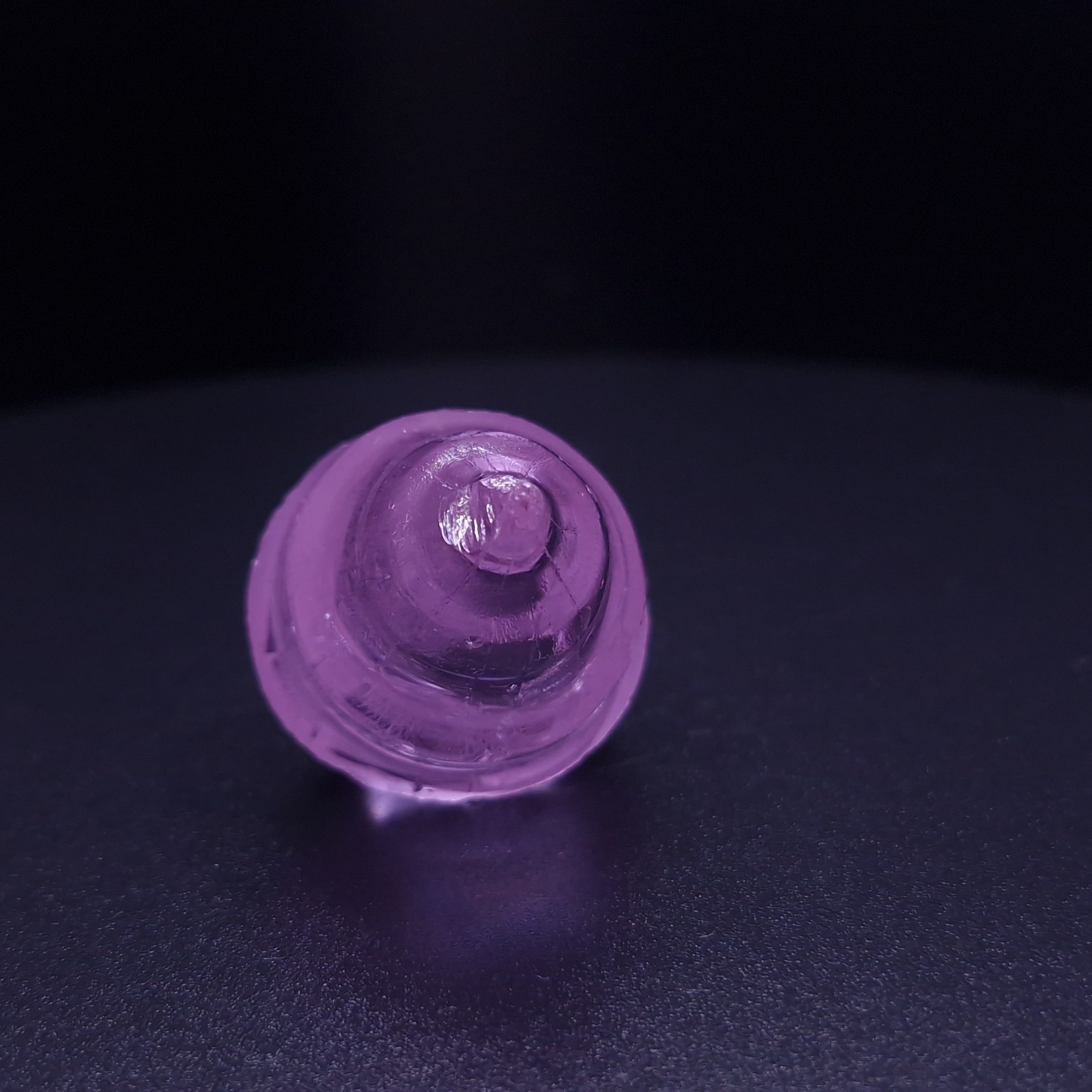 Фиолетовый камень гранат garnet purple. YAG garnet иттрий алюминиевый гранат ИАГ