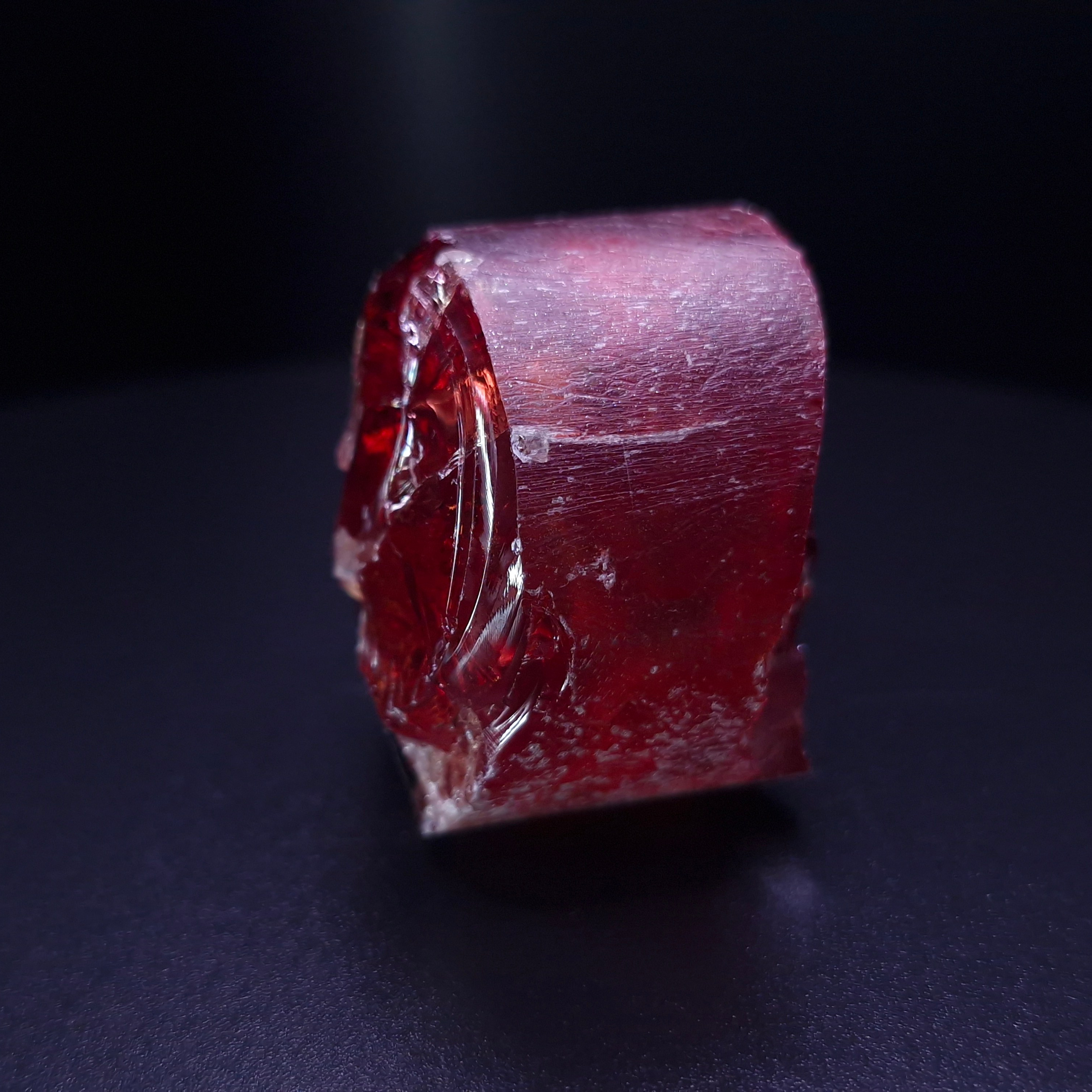 Алюмо иттриевый гранат red yag. YAG garnet иттрий алюминиевый гранат ИАГ