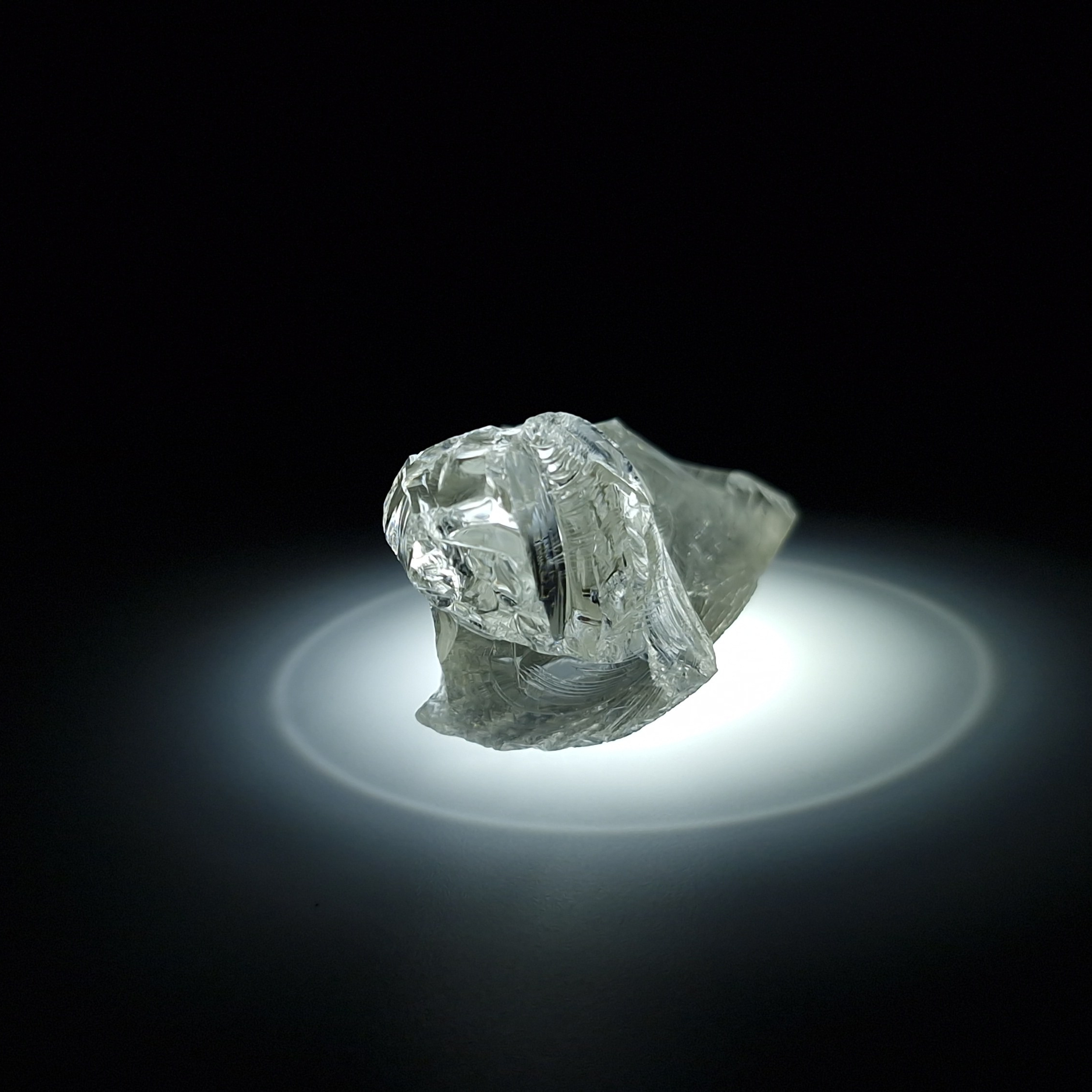 YAG белый гранат 32.59 гр. YAG garnet иттрий алюминиевый гранат ИАГ