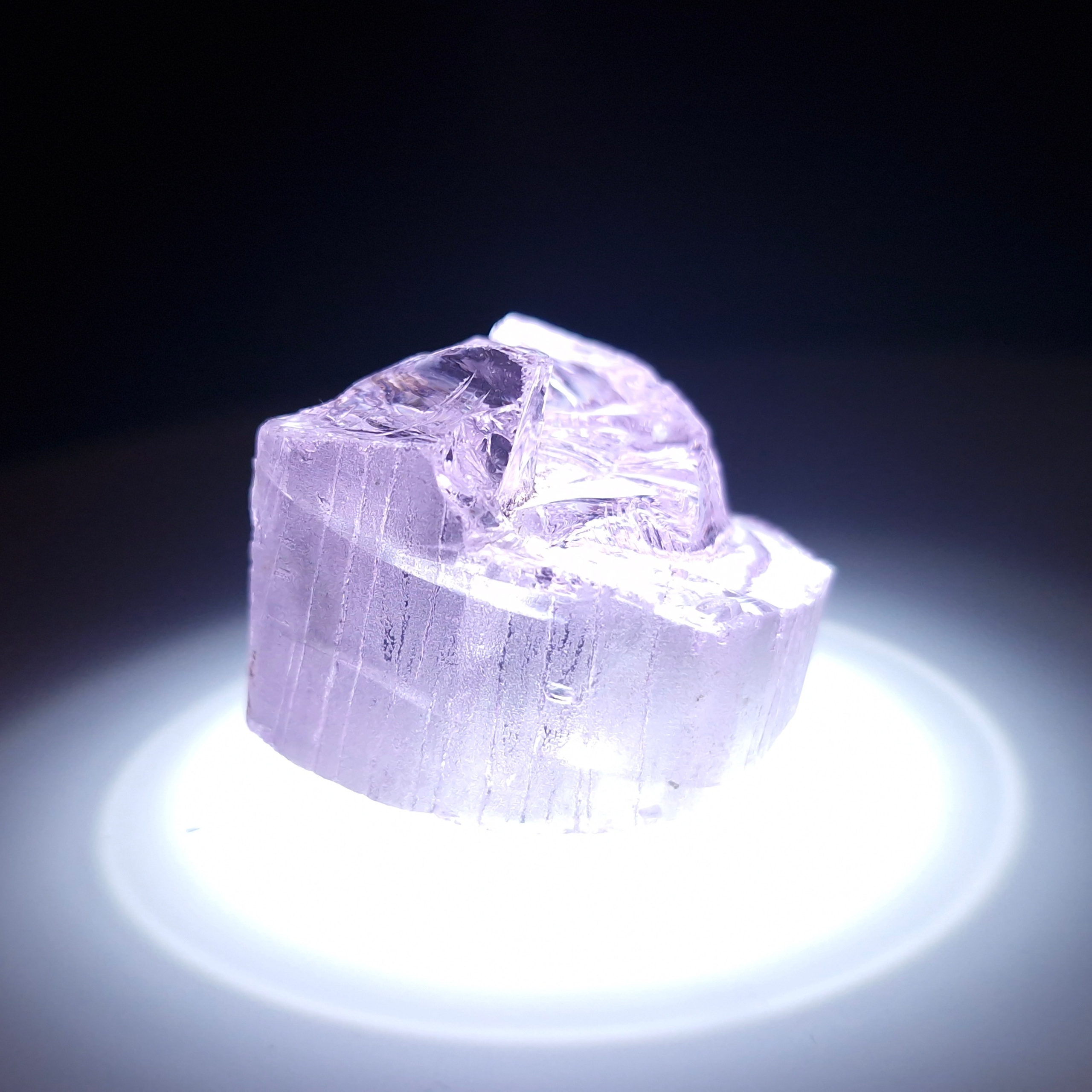 Синтетический YAG гранат garnet 35.78 гр. YAG garnet иттрий алюминиевый гранат ИАГ