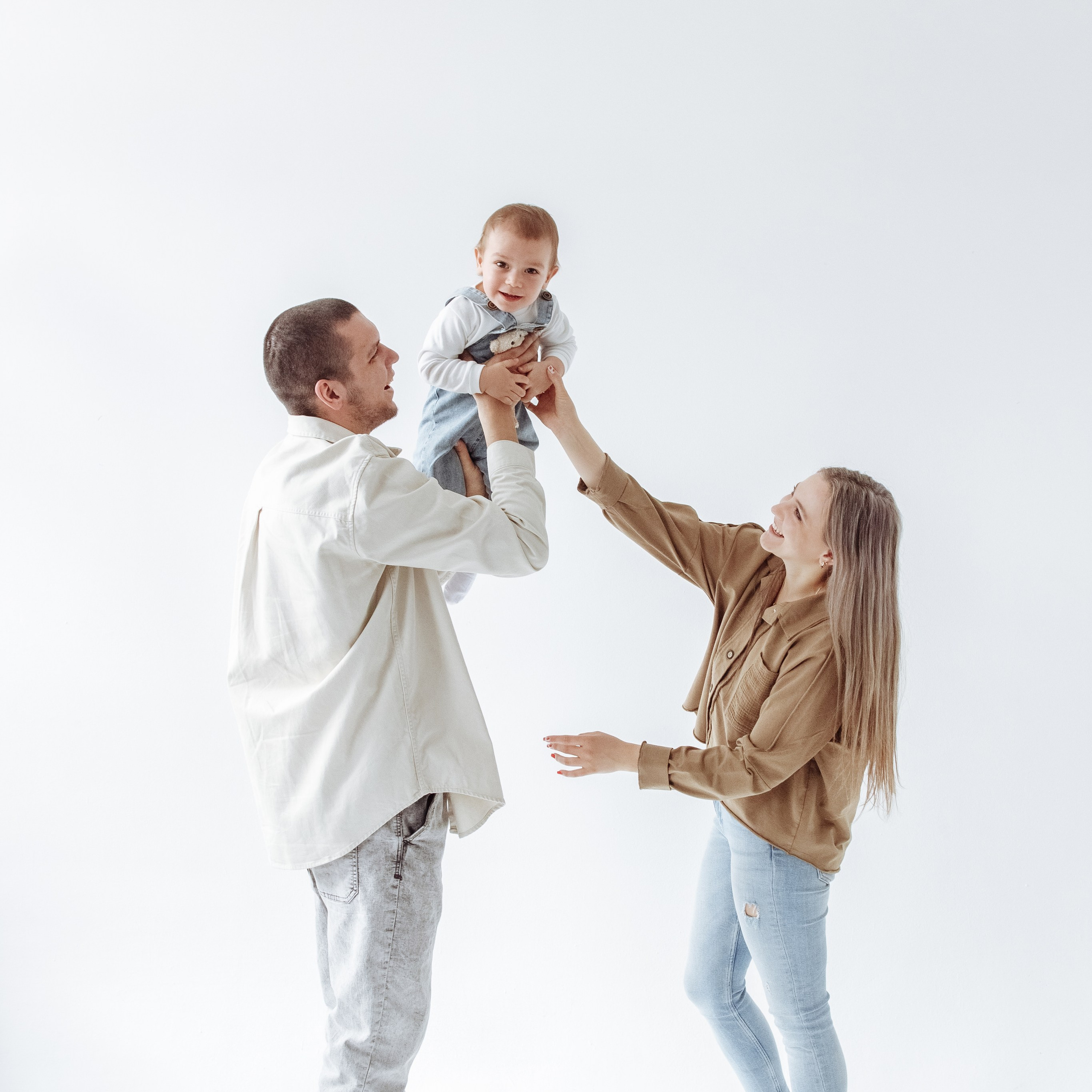 Саша, Юля и&nbsp;Дима