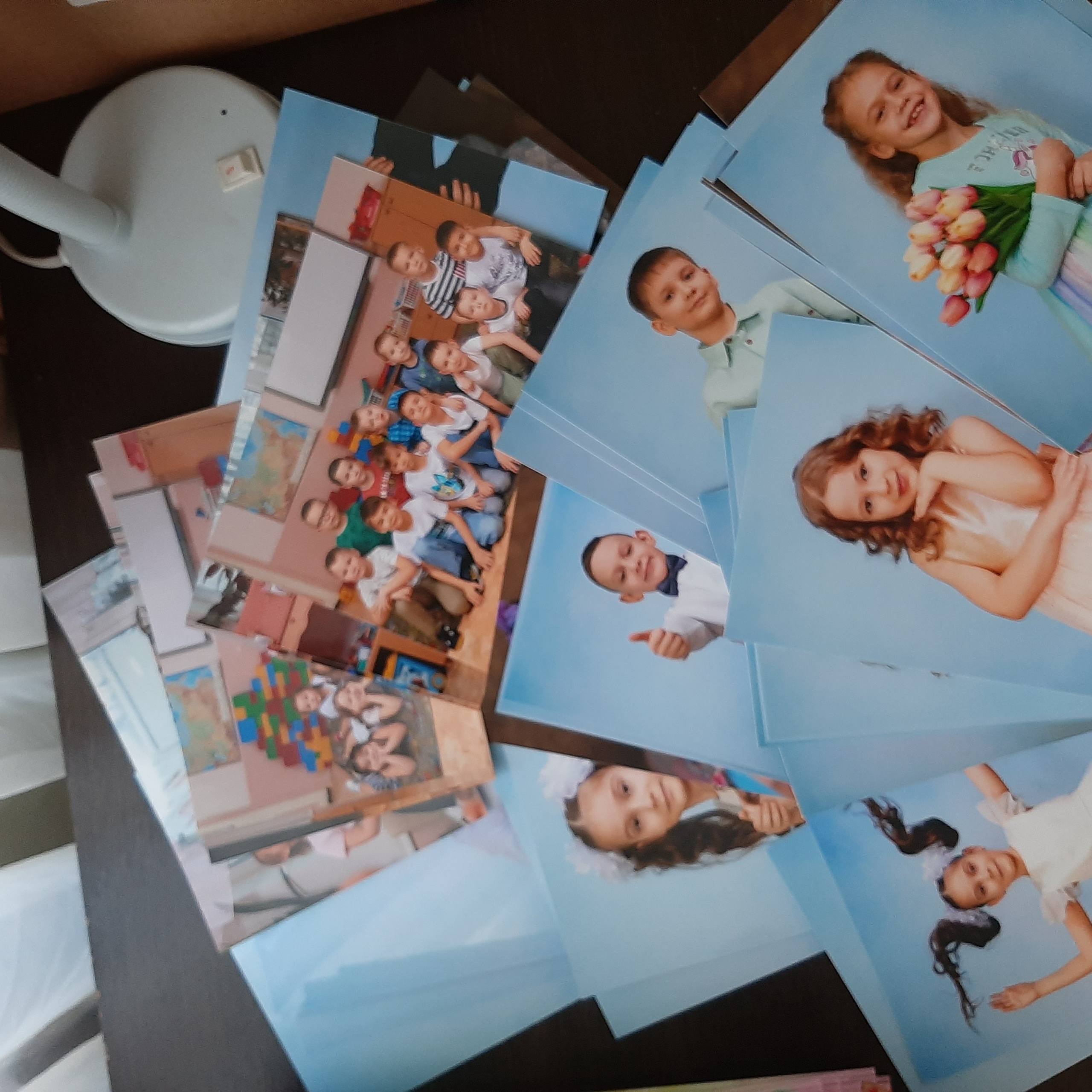 Фото готовых выпускных альбомов для детского сада и школы в Иваново Ярославле Костроме Владимире. Выпускные альбомы в Иваново в детский сад и школу. Александр и Светлана Янкины