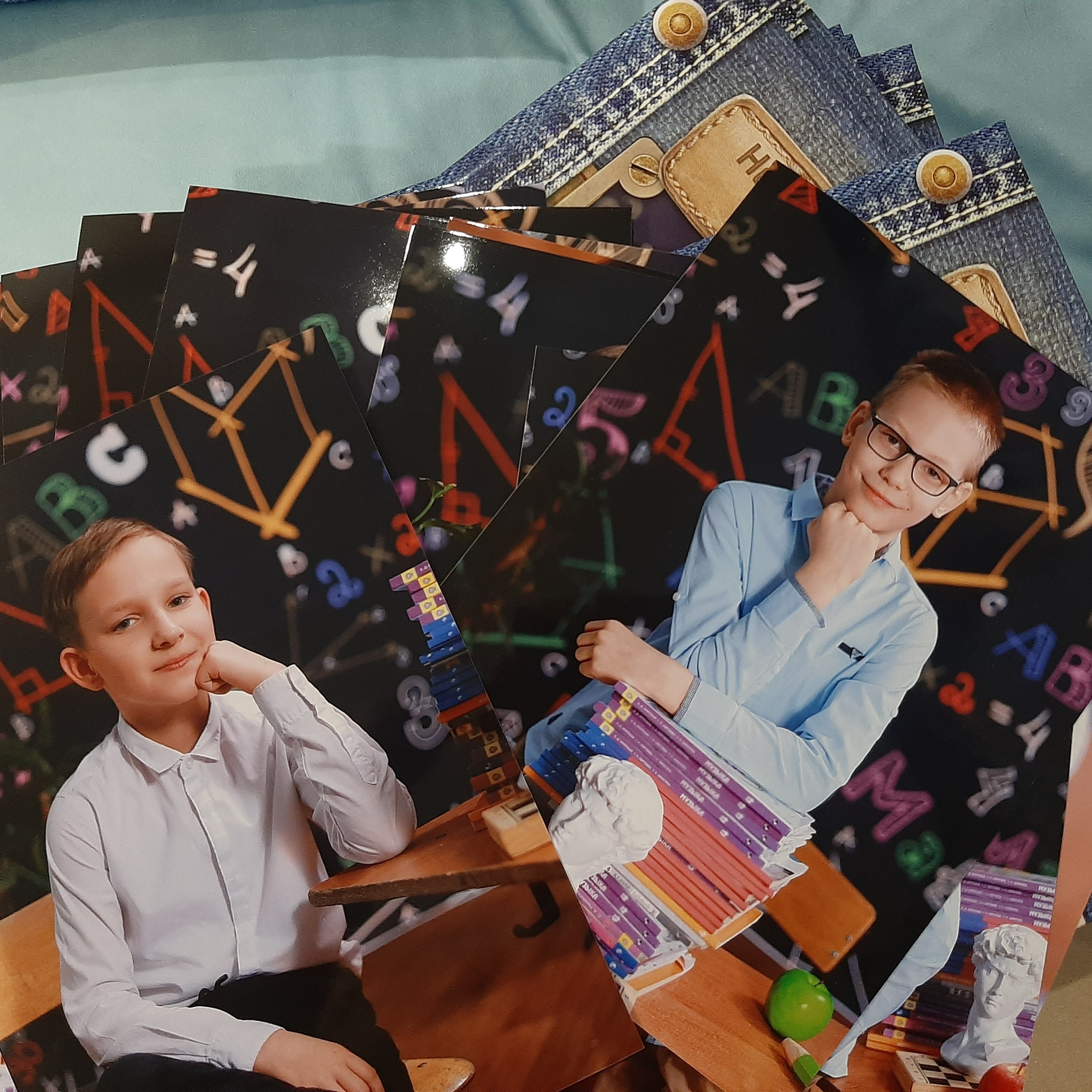 Фото готовых выпускных альбомов для детского сада и школы в Иваново Ярославле Костроме Владимире. Выпускные альбомы в Иваново в детский сад и школу. Александр и Светлана Янкины