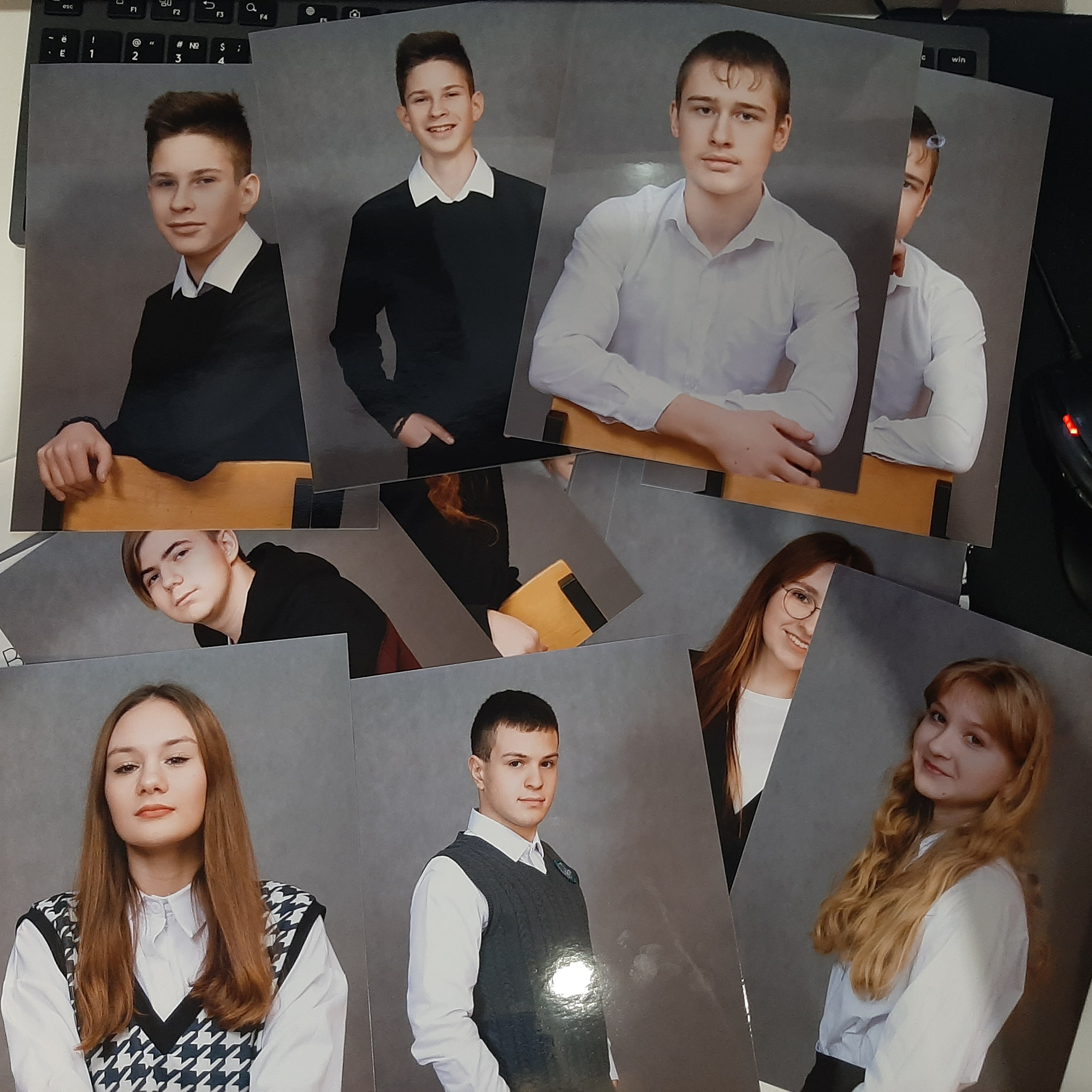 Фото готовых выпускных альбомов для детского сада и школы в Иваново Ярославле Костроме Владимире. Выпускные альбомы в Иваново в детский сад и школу. Александр и Светлана Янкины