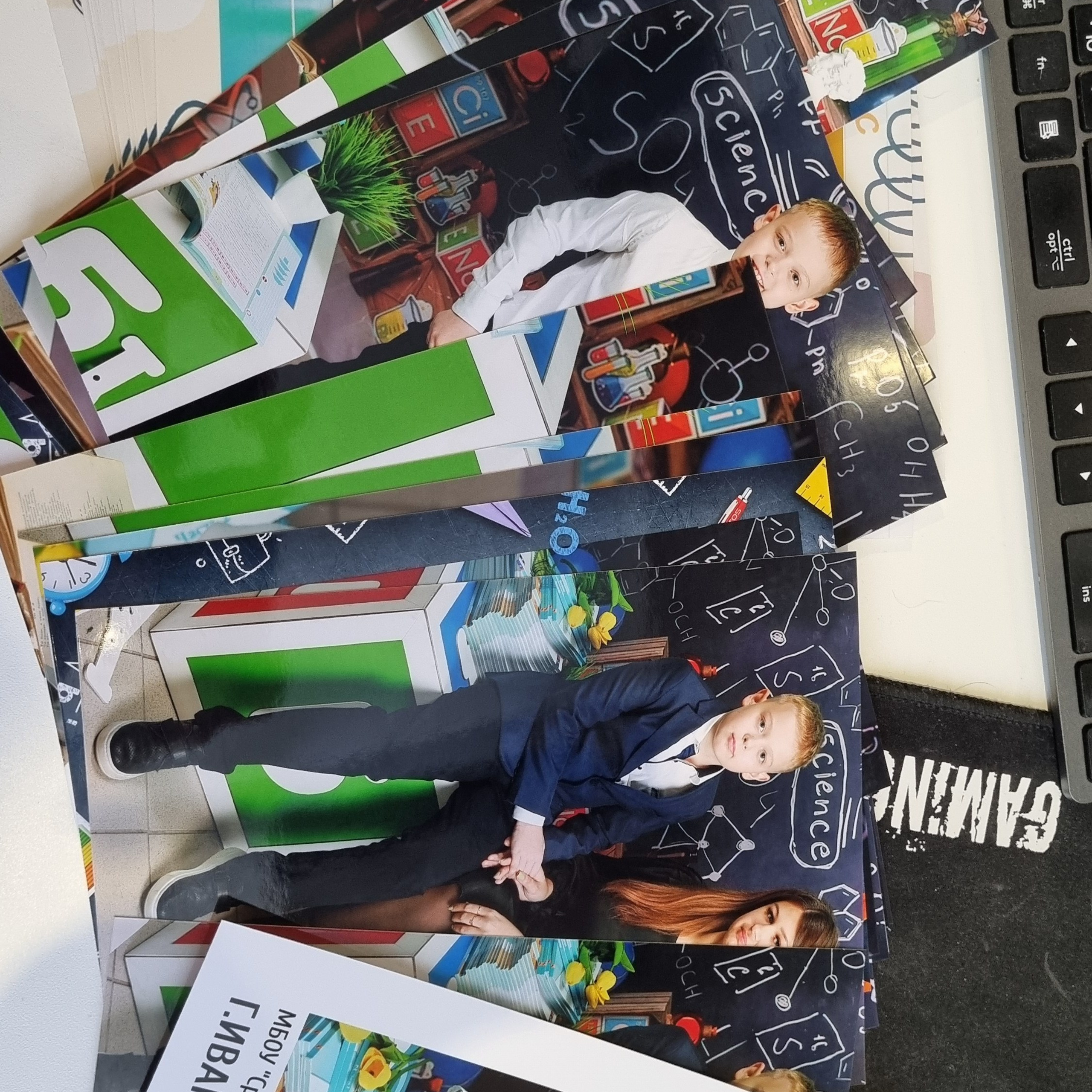 Фото готовых выпускных альбомов для детского сада и школы в Иваново Ярославле Костроме Владимире. Выпускные альбомы в Иваново в детский сад и школу. Александр и Светлана Янкины