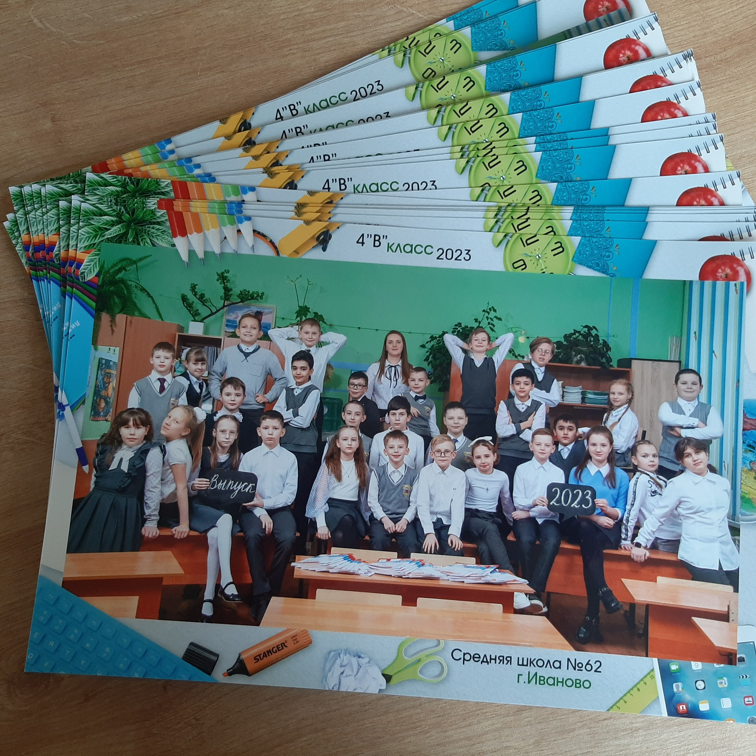 Фото готовых выпускных альбомов для детского сада и школы в Иваново Ярославле Костроме Владимире. Выпускные альбомы в Иваново в детский сад и школу. Александр и Светлана Янкины