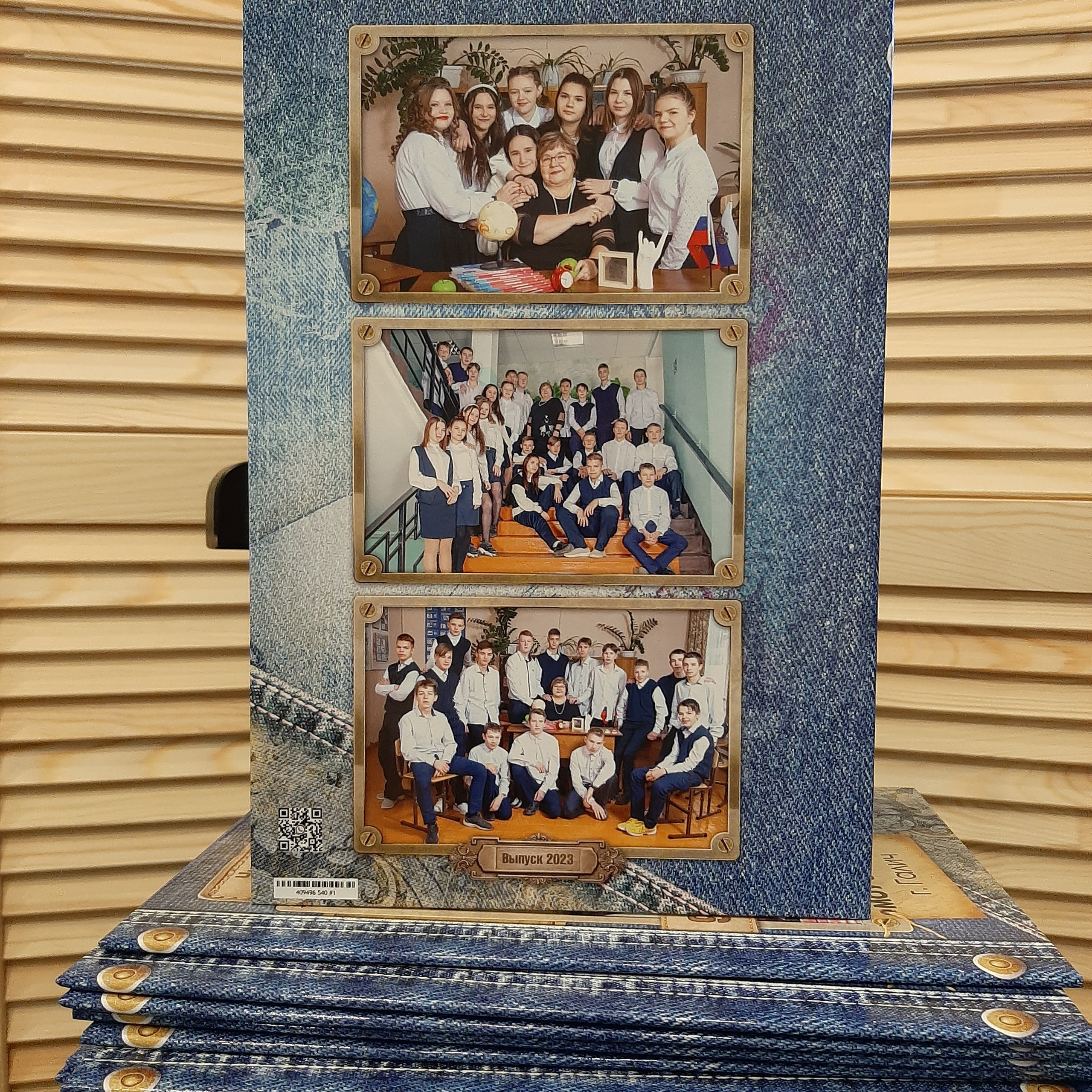 Фото готовых выпускных альбомов для детского сада и школы в Иваново Ярославле Костроме Владимире. Выпускные альбомы в Иваново в детский сад и школу. Александр и Светлана Янкины