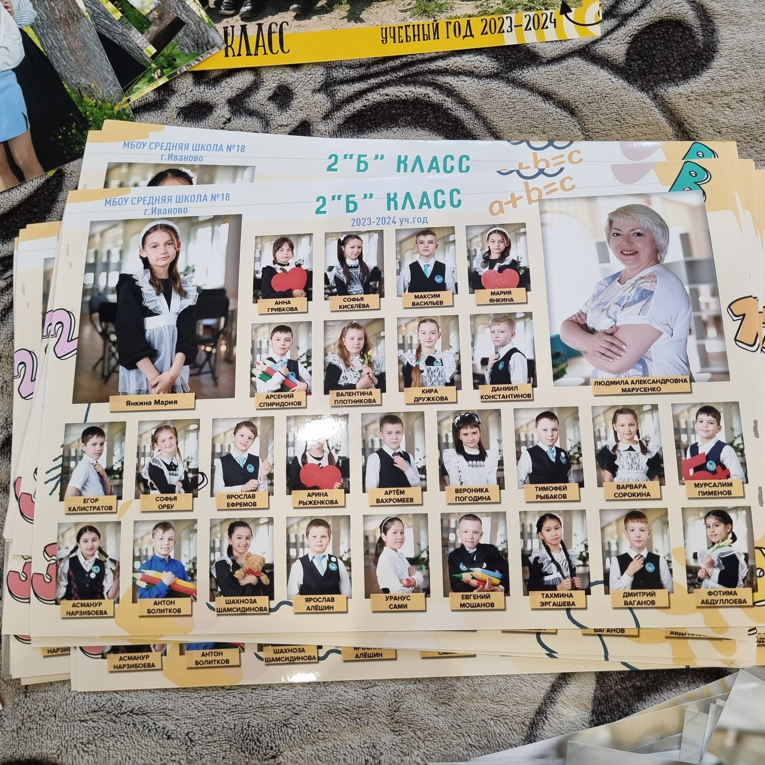Фото готовых выпускных альбомов для детского сада и школы в Иваново Ярославле Костроме Владимире. Выпускные альбомы в Иваново в детский сад и школу. Александр и Светлана Янкины