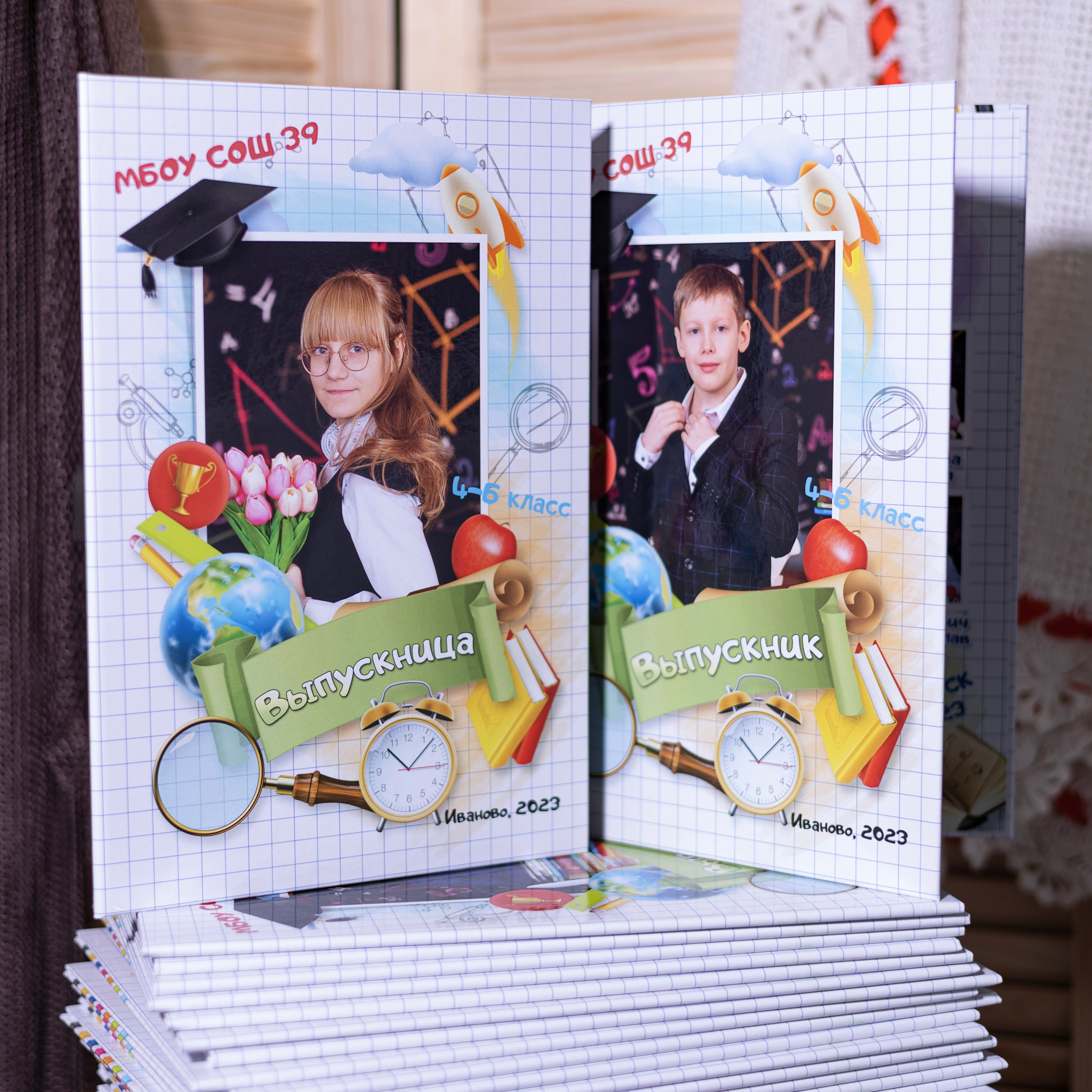 Фото готовых выпускных альбомов для детского сада и школы в Иваново Ярославле Костроме Владимире. Выпускные альбомы в Иваново в детский сад и школу. Александр и Светлана Янкины