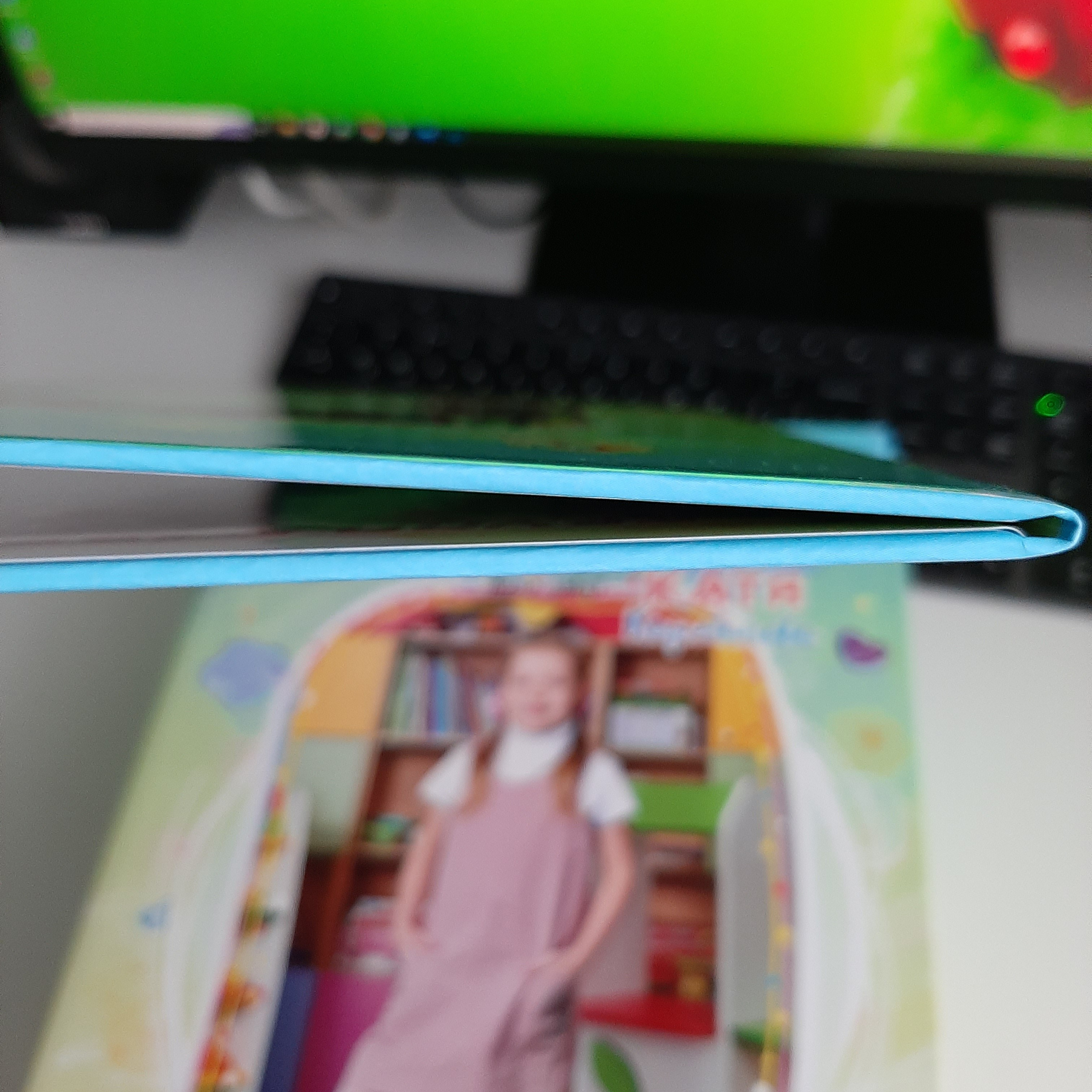 Фото готовых выпускных альбомов для детского сада и школы в Иваново Ярославле Костроме Владимире. Выпускные альбомы в Иваново в детский сад и школу. Александр и Светлана Янкины