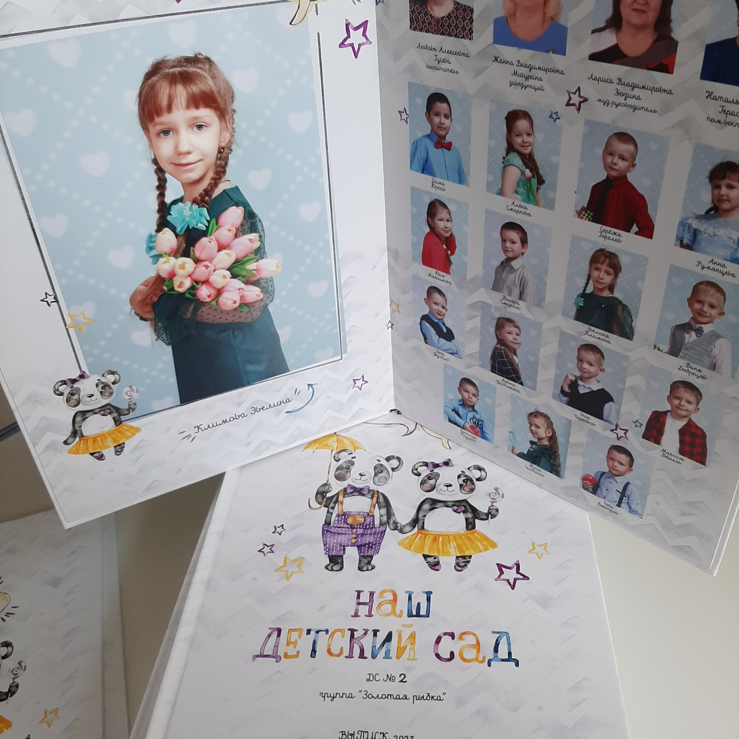 Фото готовых выпускных альбомов для детского сада и школы в Иваново Ярославле Костроме Владимире. Выпускные альбомы в Иваново в детский сад и школу. Александр и Светлана Янкины