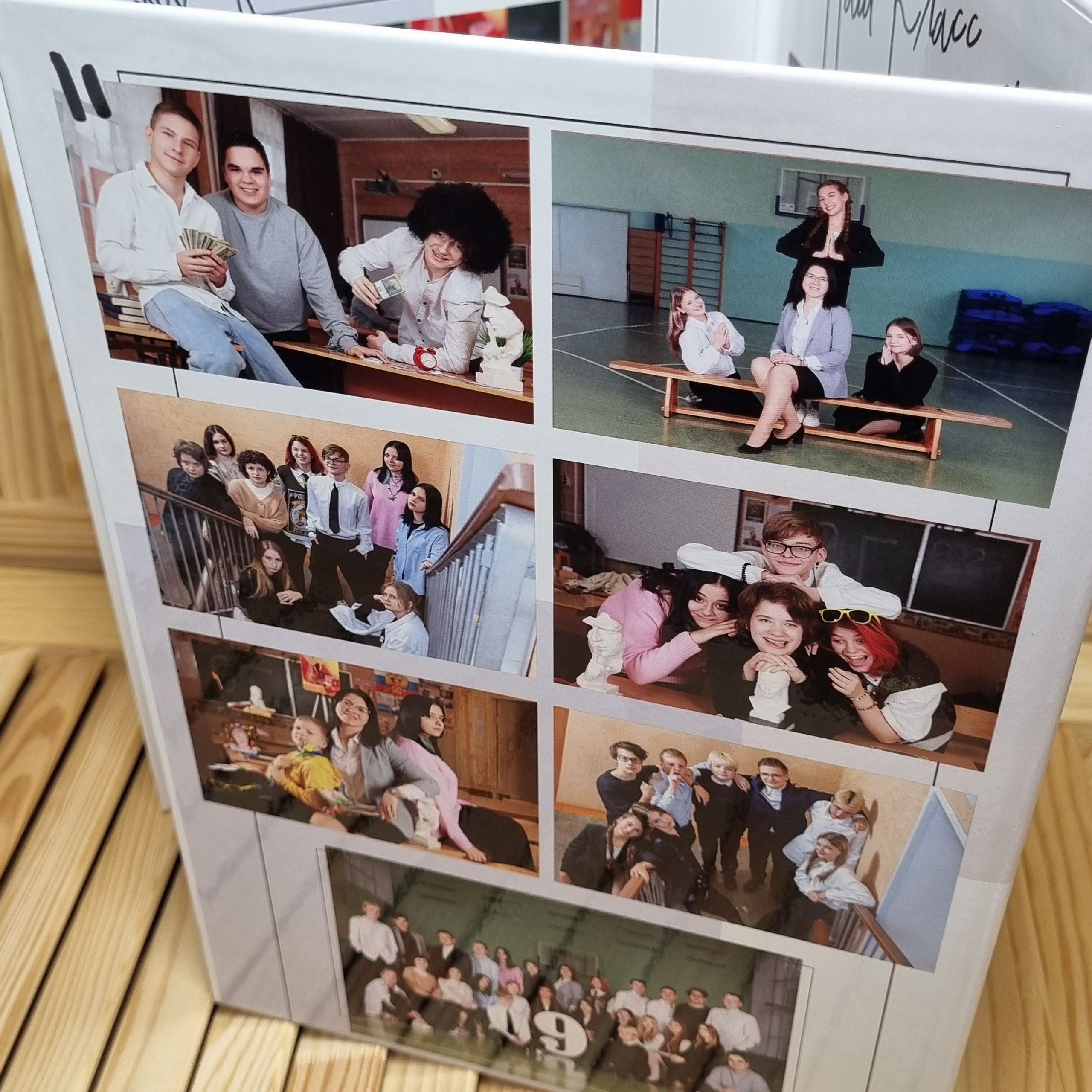 Фото готовых выпускных альбомов для детского сада и школы в Иваново Ярославле Костроме Владимире. Выпускные альбомы в Иваново в детский сад и школу. Александр и Светлана Янкины