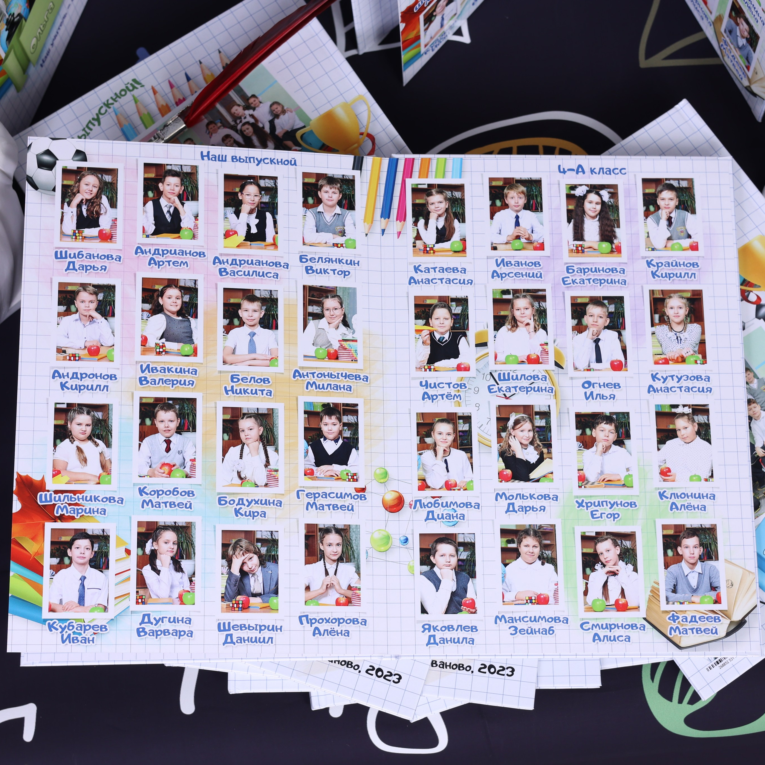 Фото готовых выпускных альбомов для детского сада и школы в Иваново Ярославле Костроме Владимире. Выпускные альбомы в Иваново в детский сад и школу. Александр и Светлана Янкины
