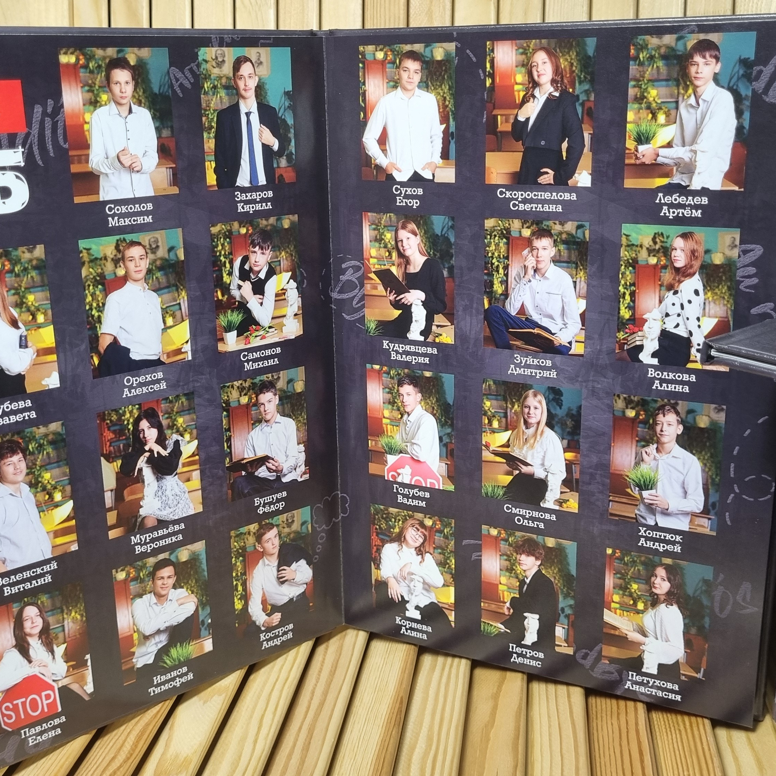 Фото готовых выпускных альбомов для детского сада и школы в Иваново Ярославле Костроме Владимире. Выпускные альбомы в Иваново в детский сад и школу. Александр и Светлана Янкины