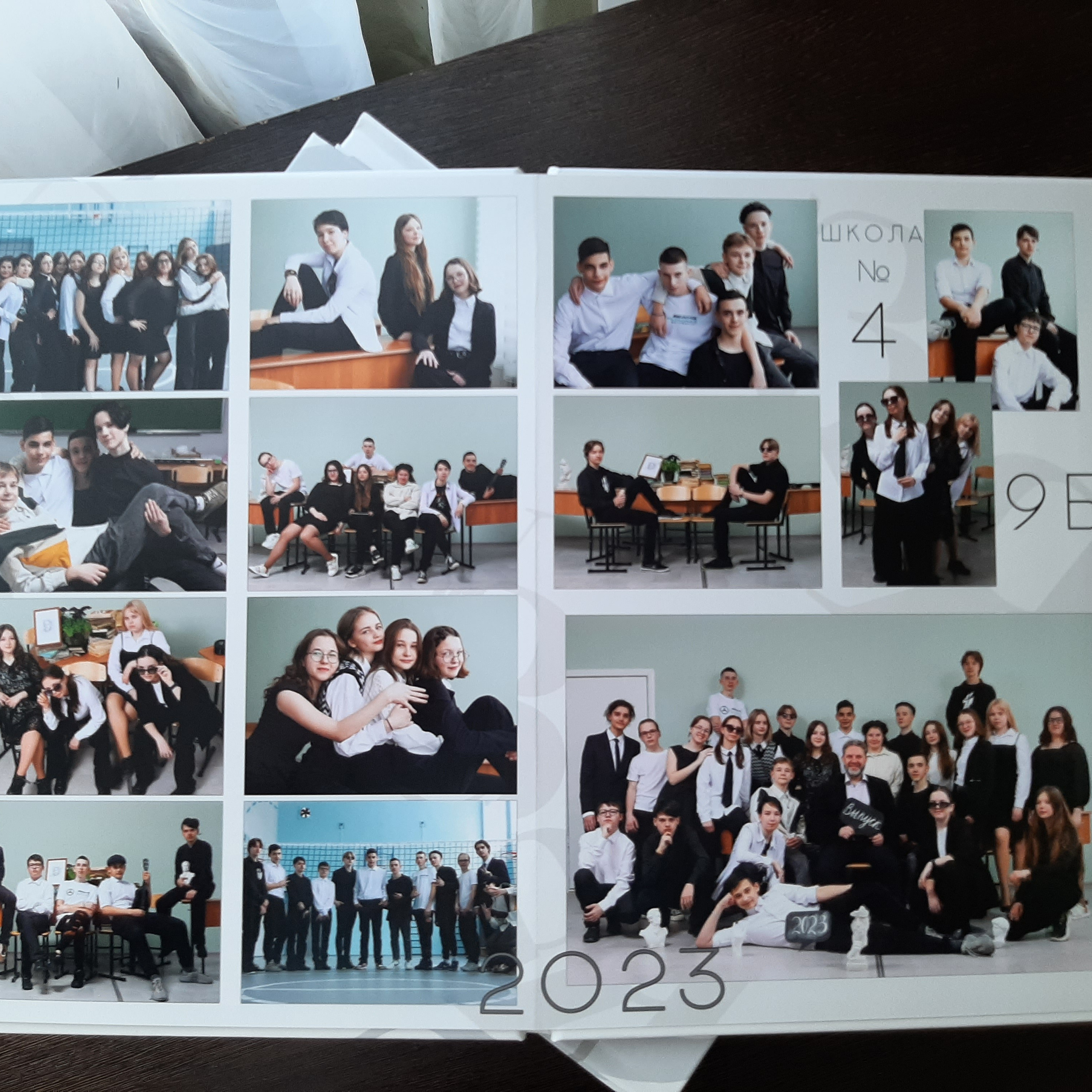 Фото готовых выпускных альбомов для детского сада и школы в Иваново Ярославле Костроме Владимире. Выпускные альбомы в Иваново в детский сад и школу. Александр и Светлана Янкины