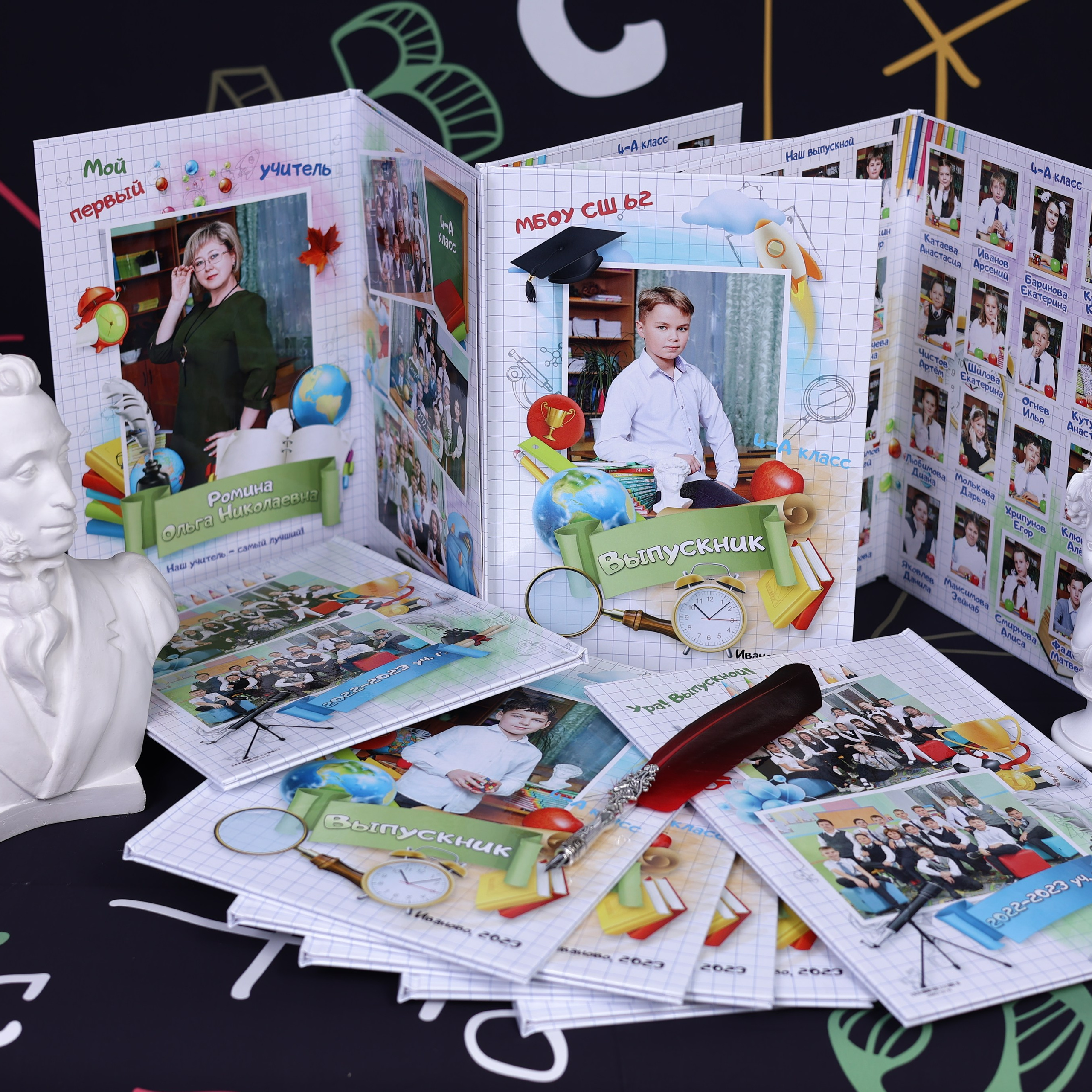 Фото готовых выпускных альбомов для детского сада и школы в Иваново Ярославле Костроме Владимире. Выпускные альбомы в Иваново в детский сад и школу. Александр и Светлана Янкины