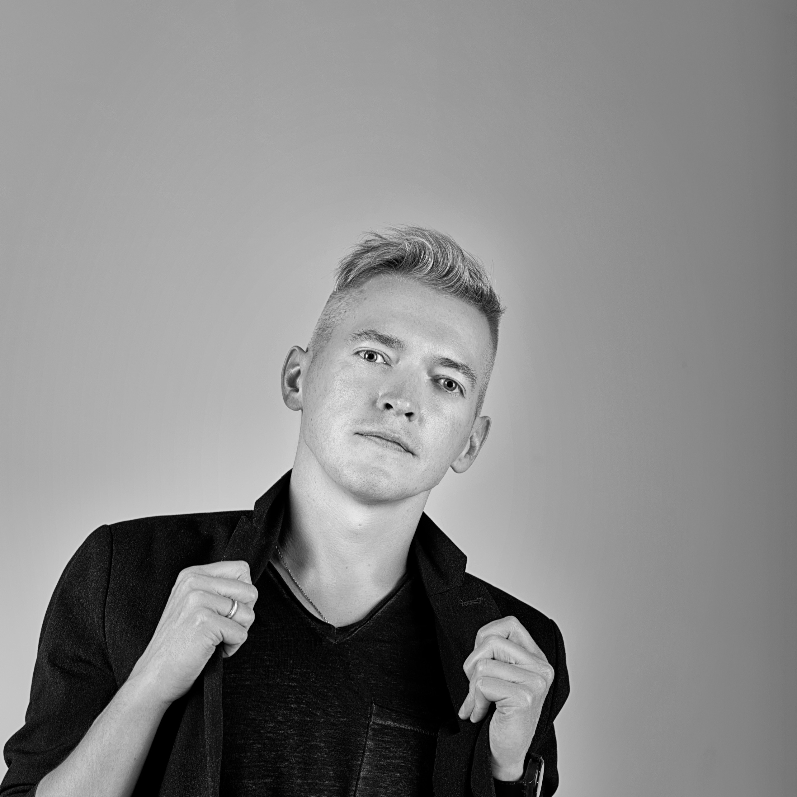 Низов Евгений