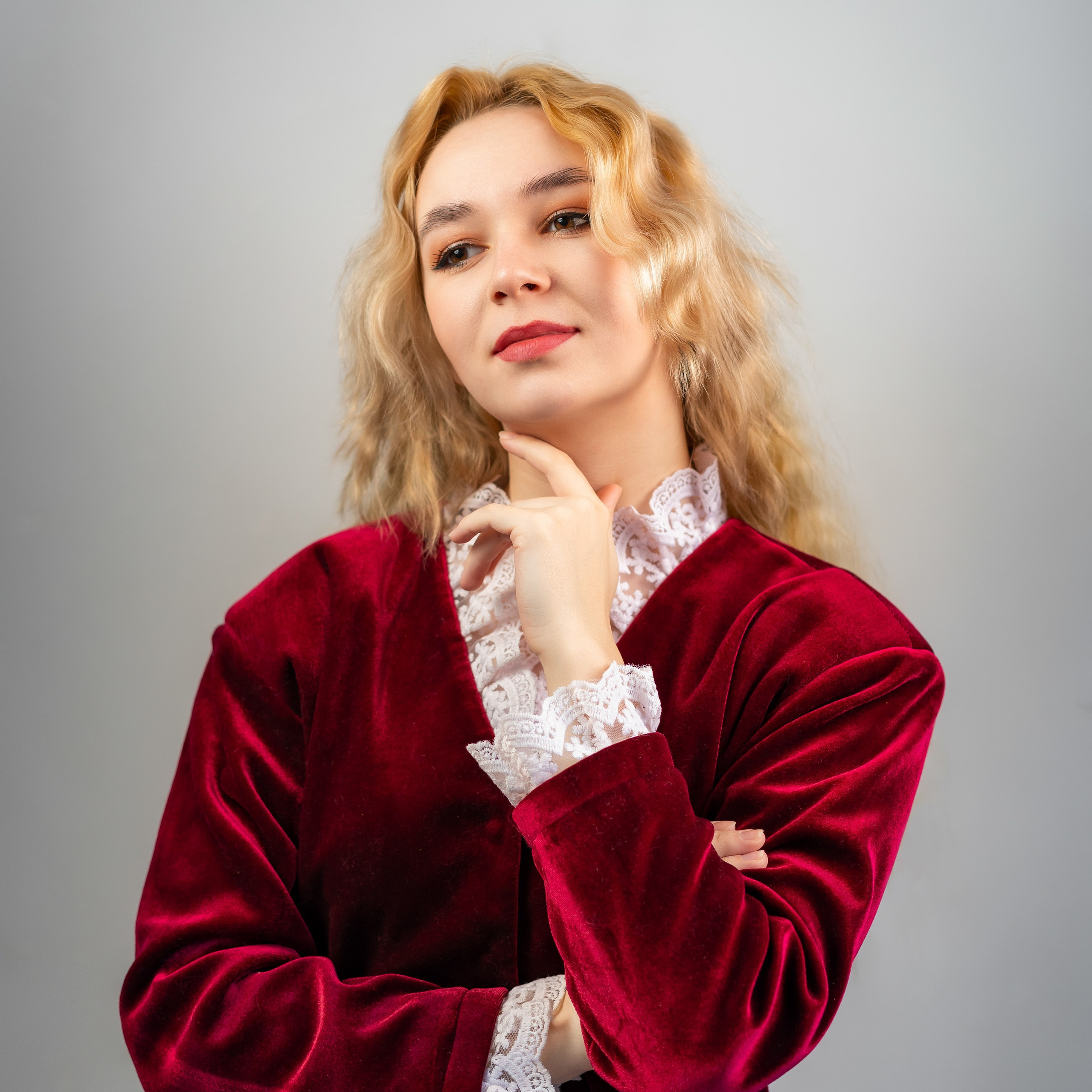 Алина Изотова — Портрет