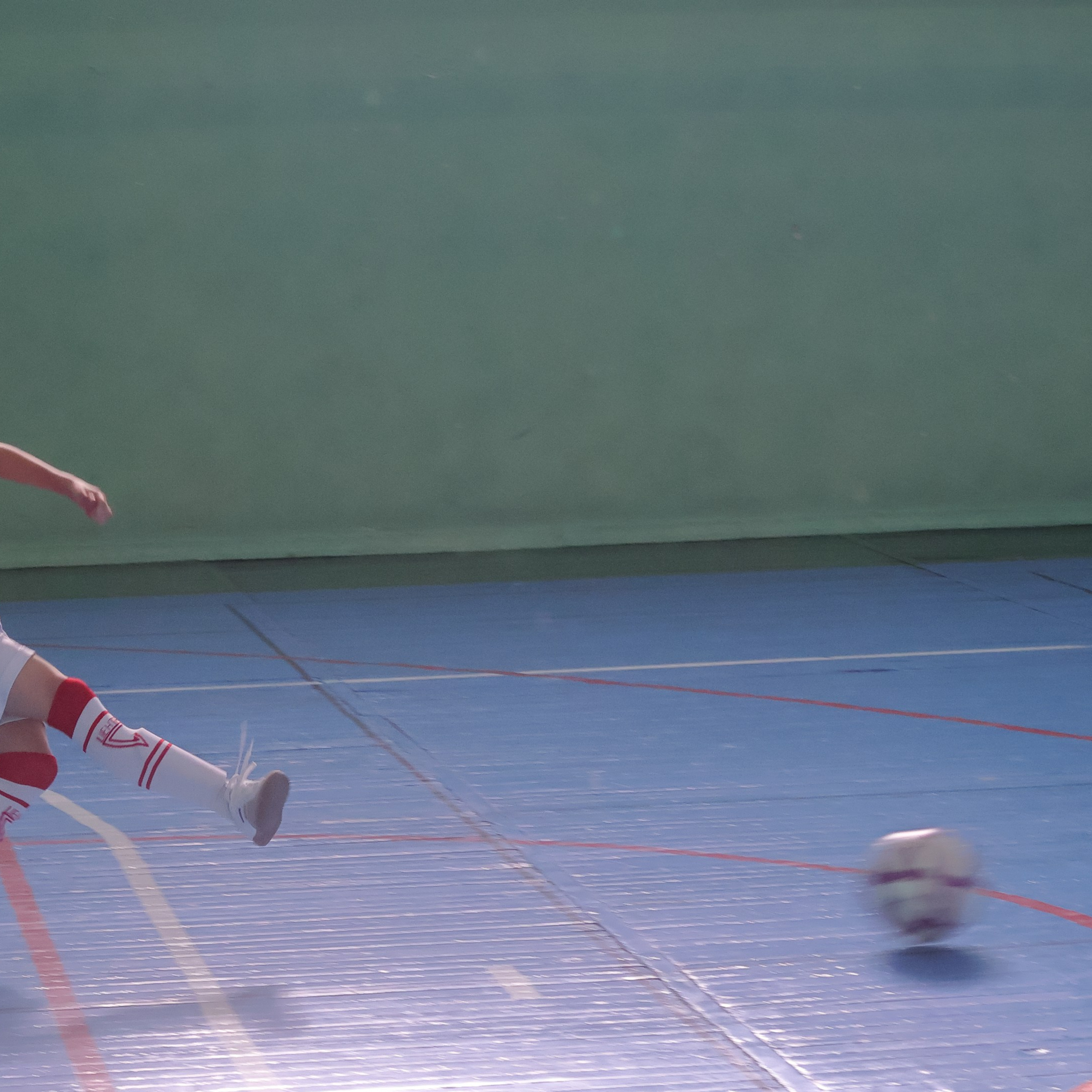 Футбол 12.10.2025. Фотограф АНАСТАСИЯ ПЛАТОВА