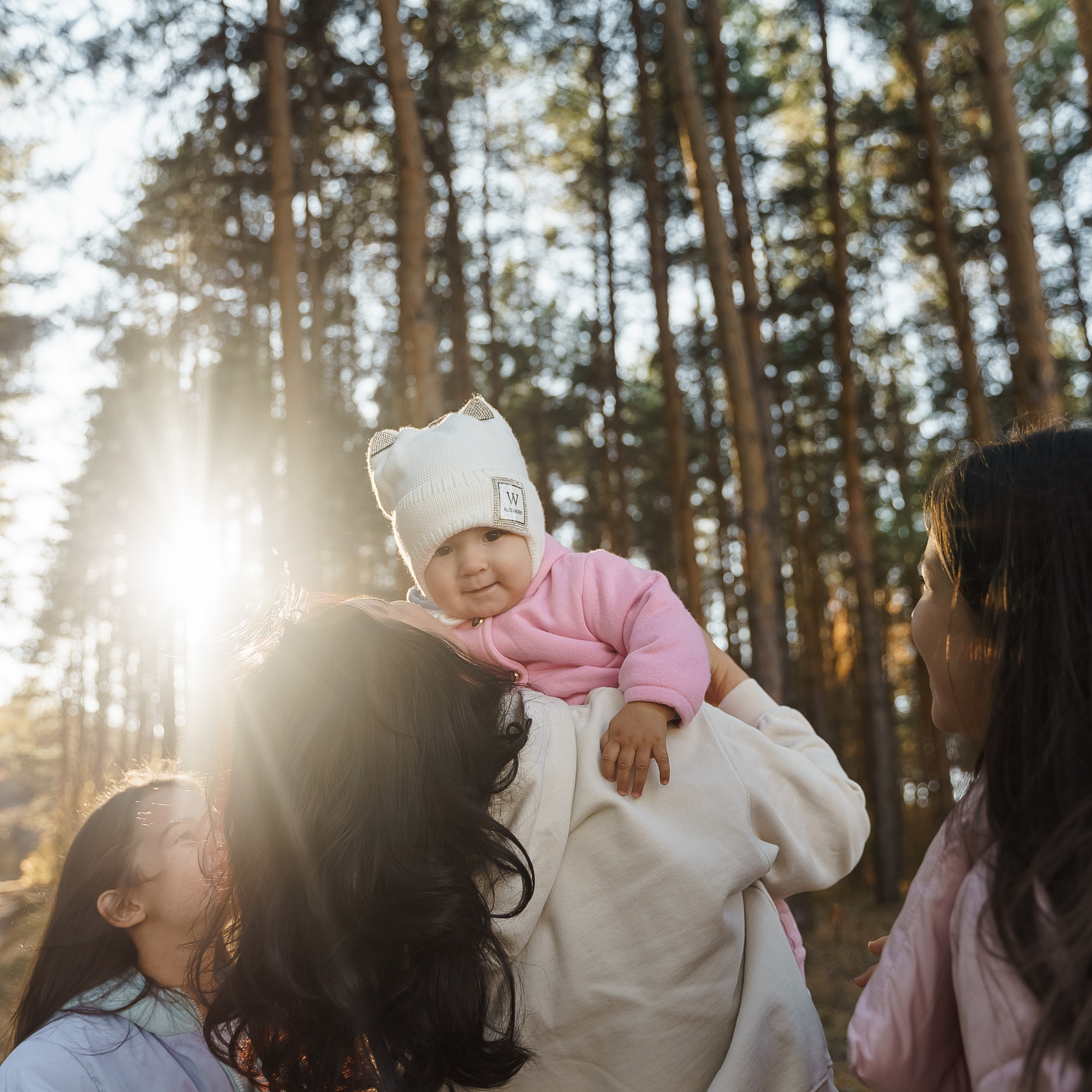Лилия с дочками