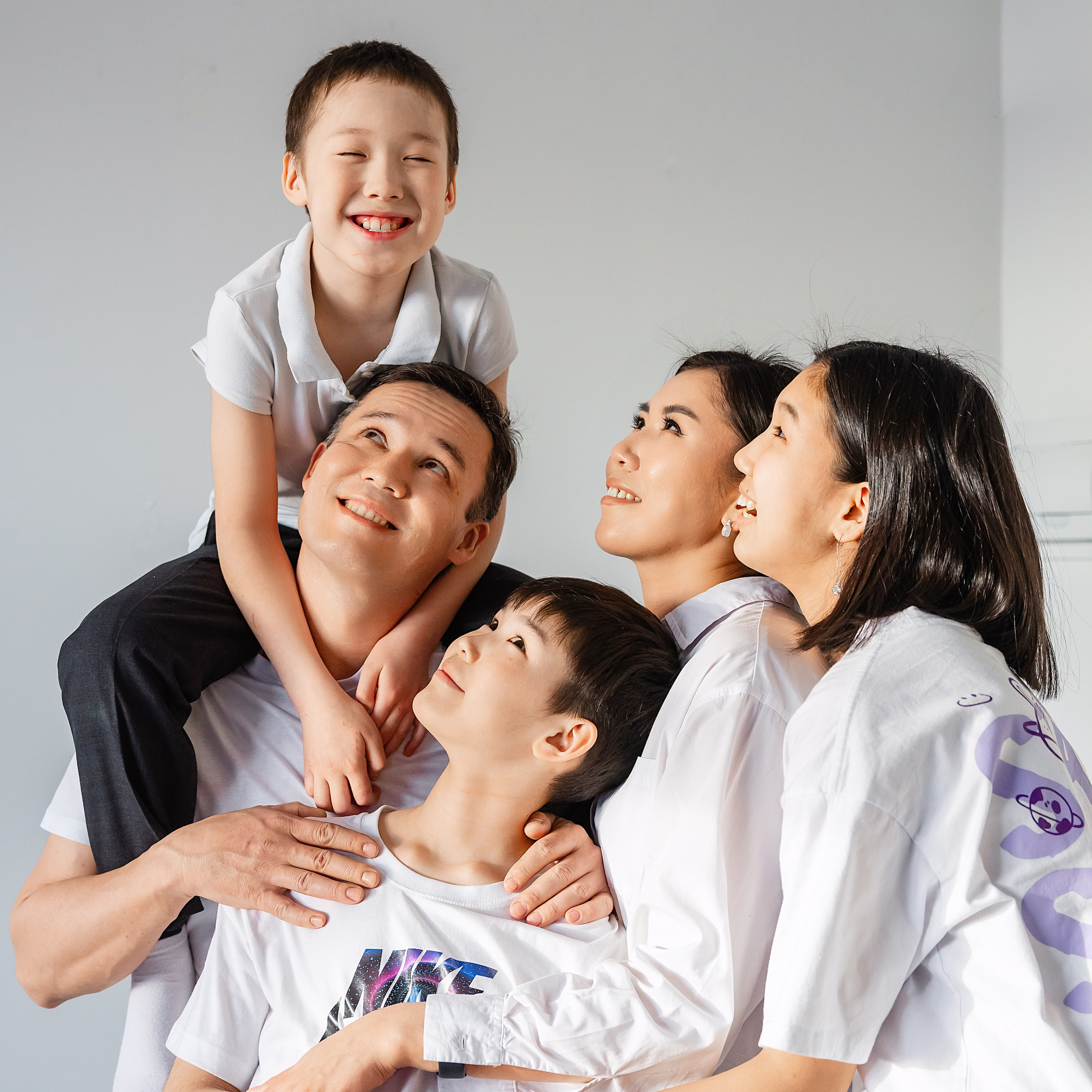 Цымжит и её семья