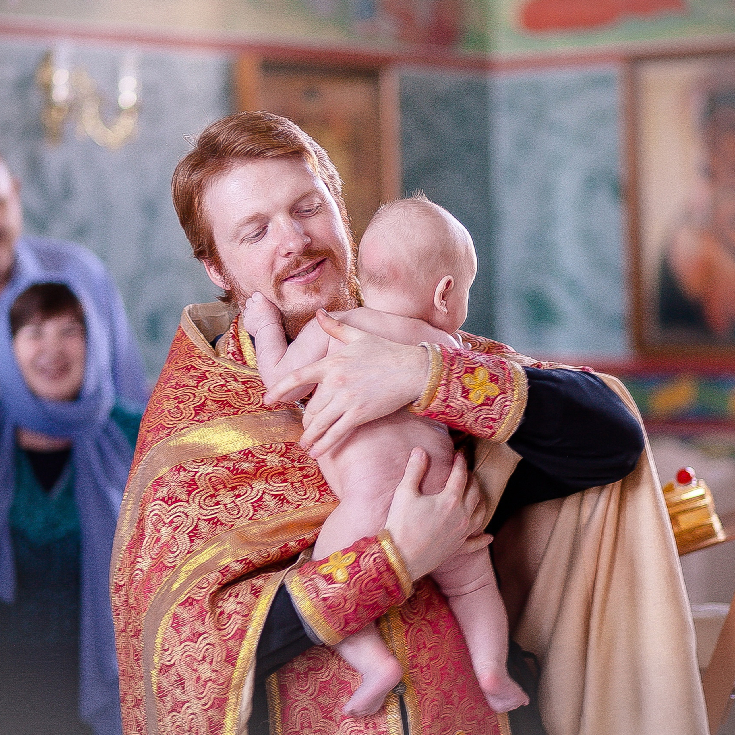 С батюшкой