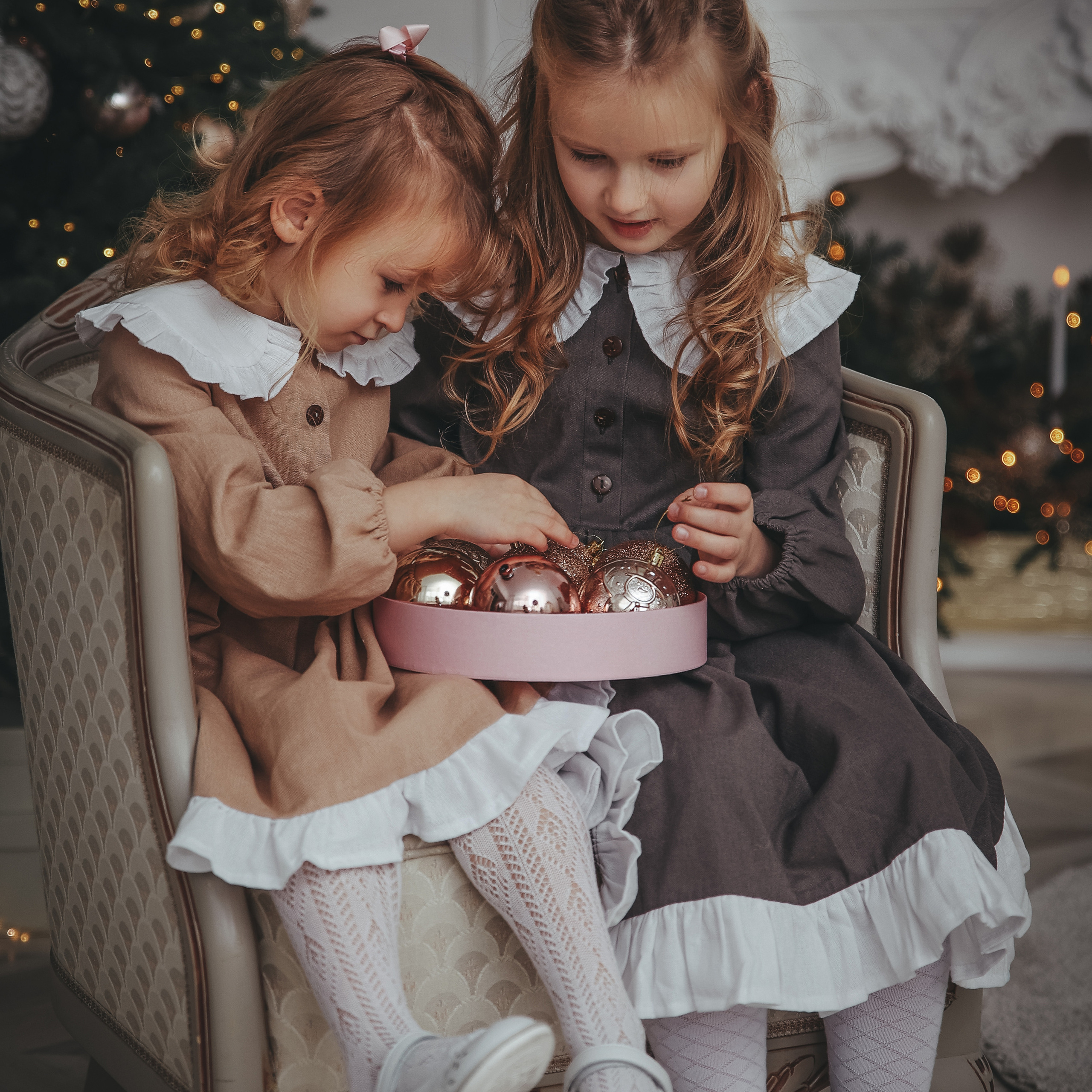 Две сестрички Анастасия и Елизавета