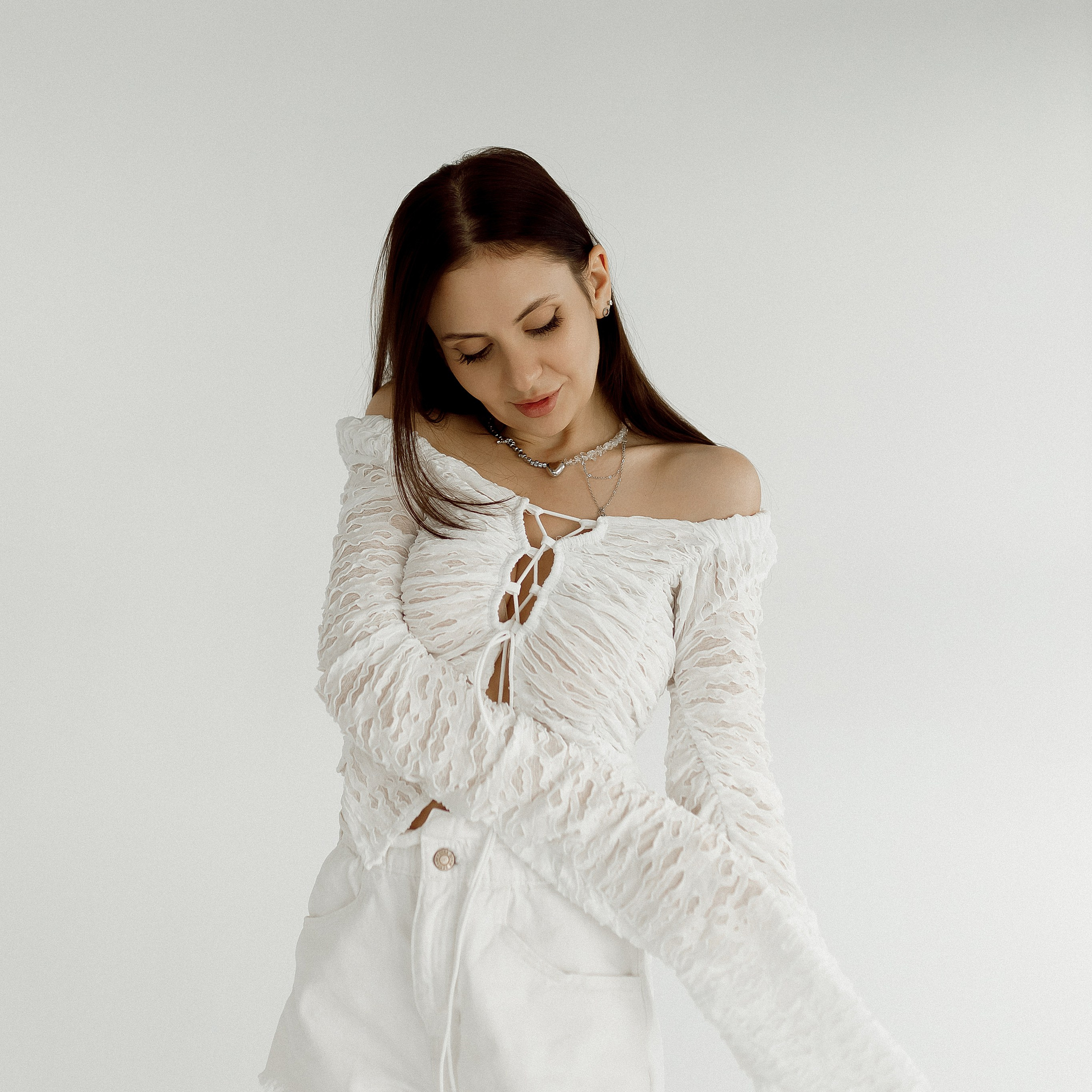 Аня (съёмка на циклораме)